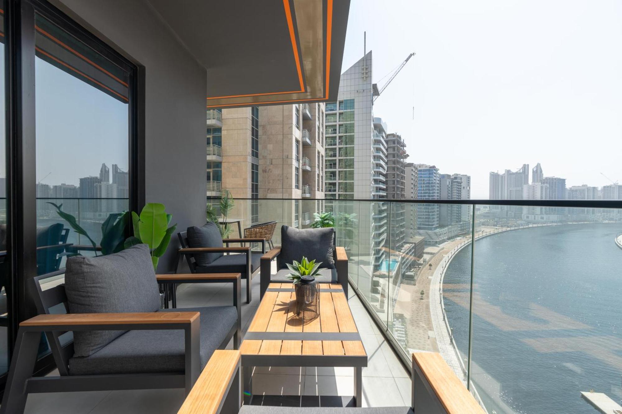 Stunning 2bd Business Bay * Dubai