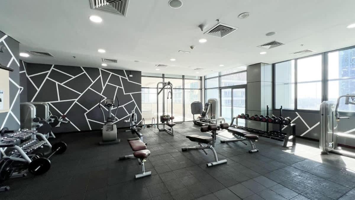 Apartment Chic 1br With Stunning Views