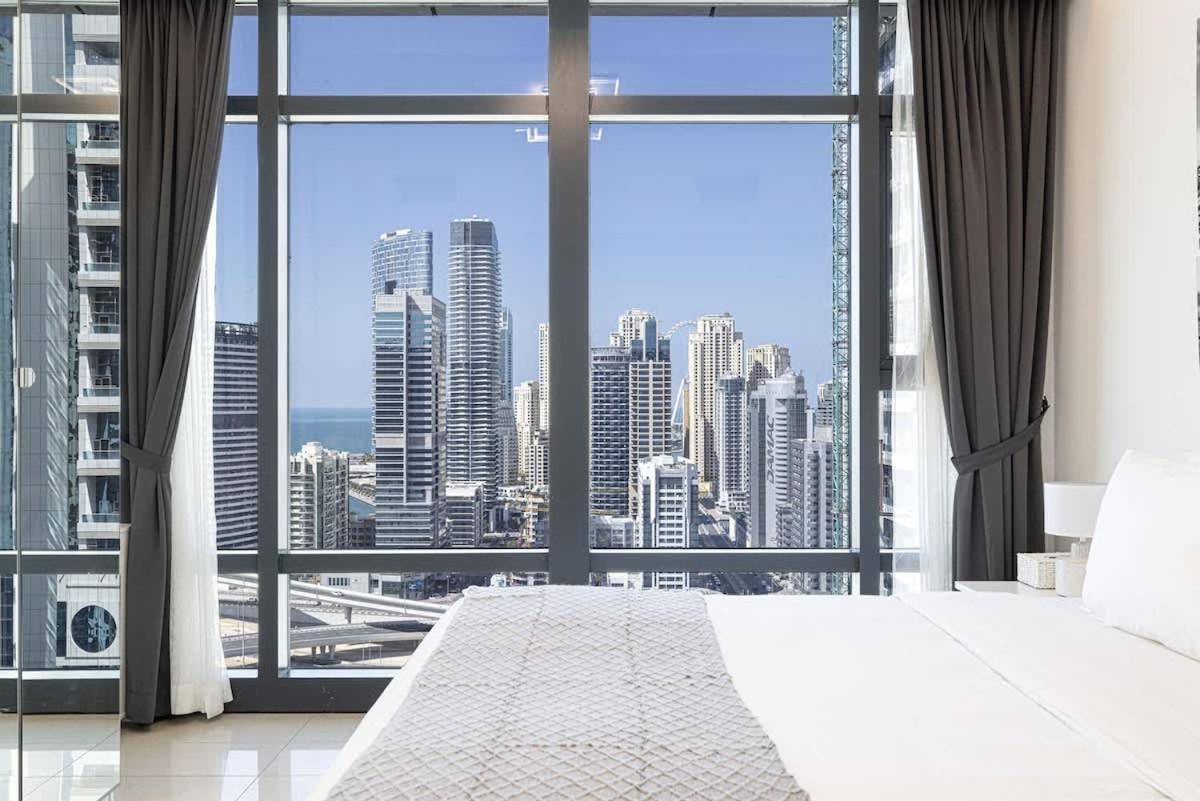 Apartment Chic 1br With Stunning Views *