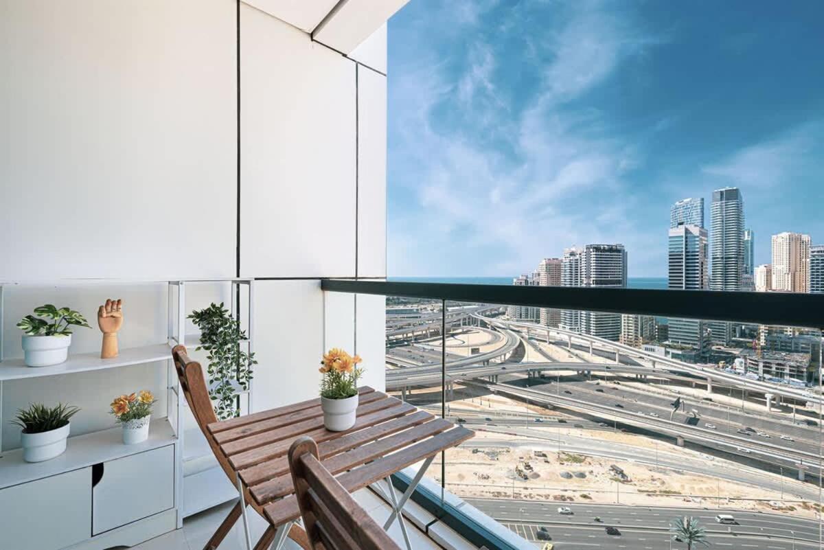 Apartment Chic 1br With Stunning Views Dubai