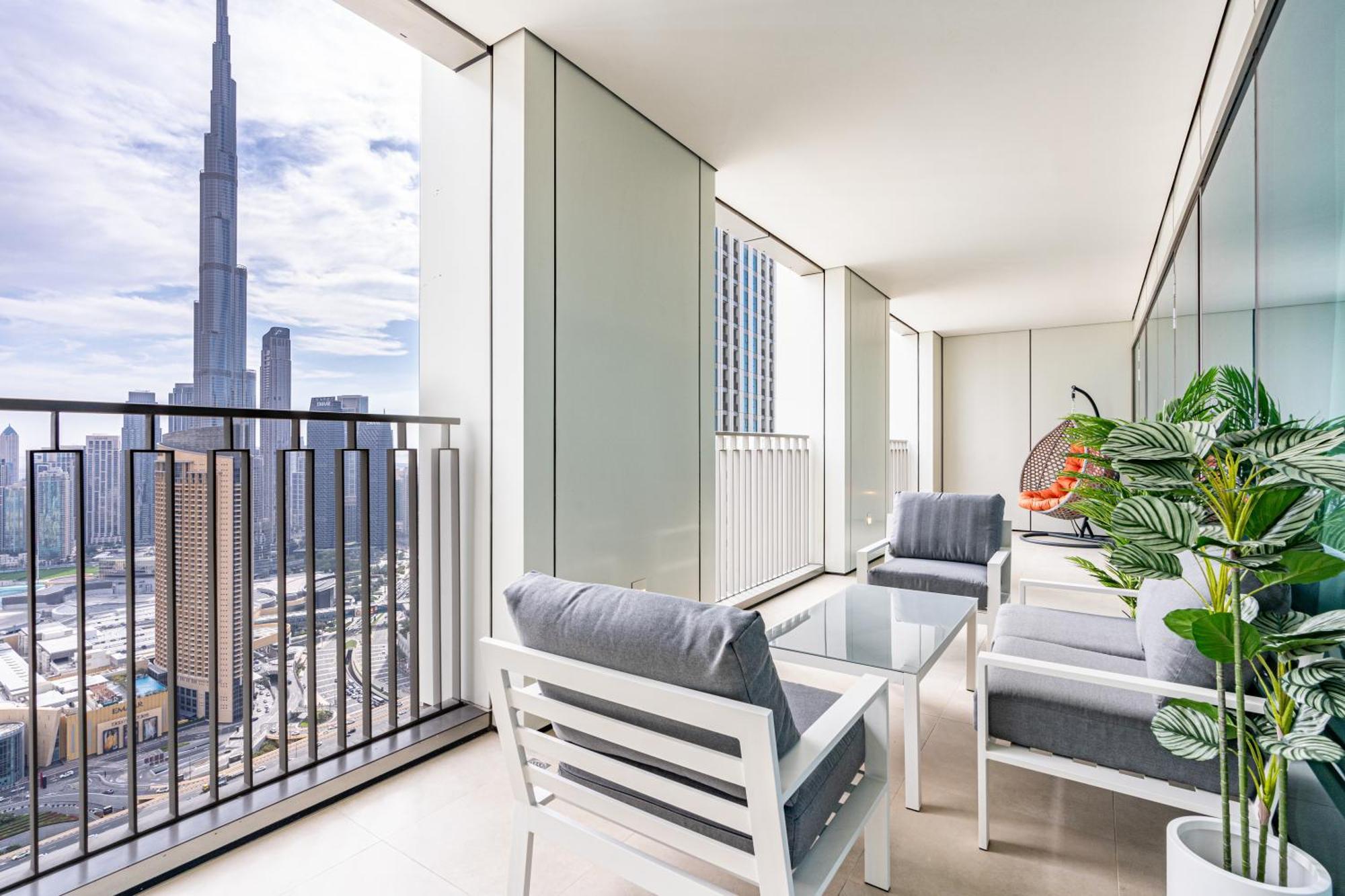 Beautiful On 45th Floor With Full Burj View * Dubai