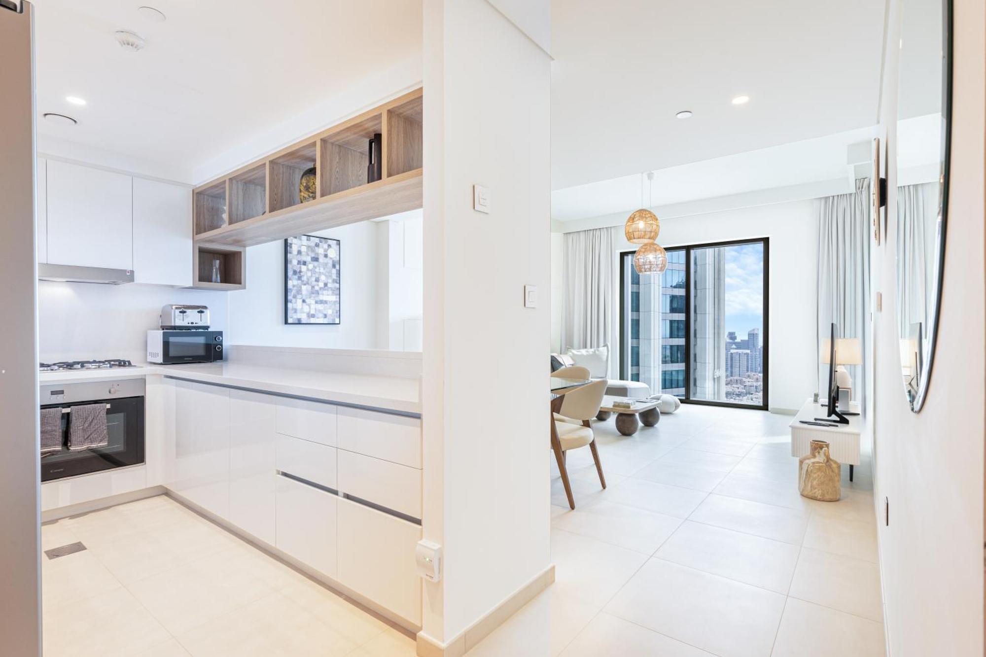 Beautiful On 45th Floor With Full Burj View Apartment *
