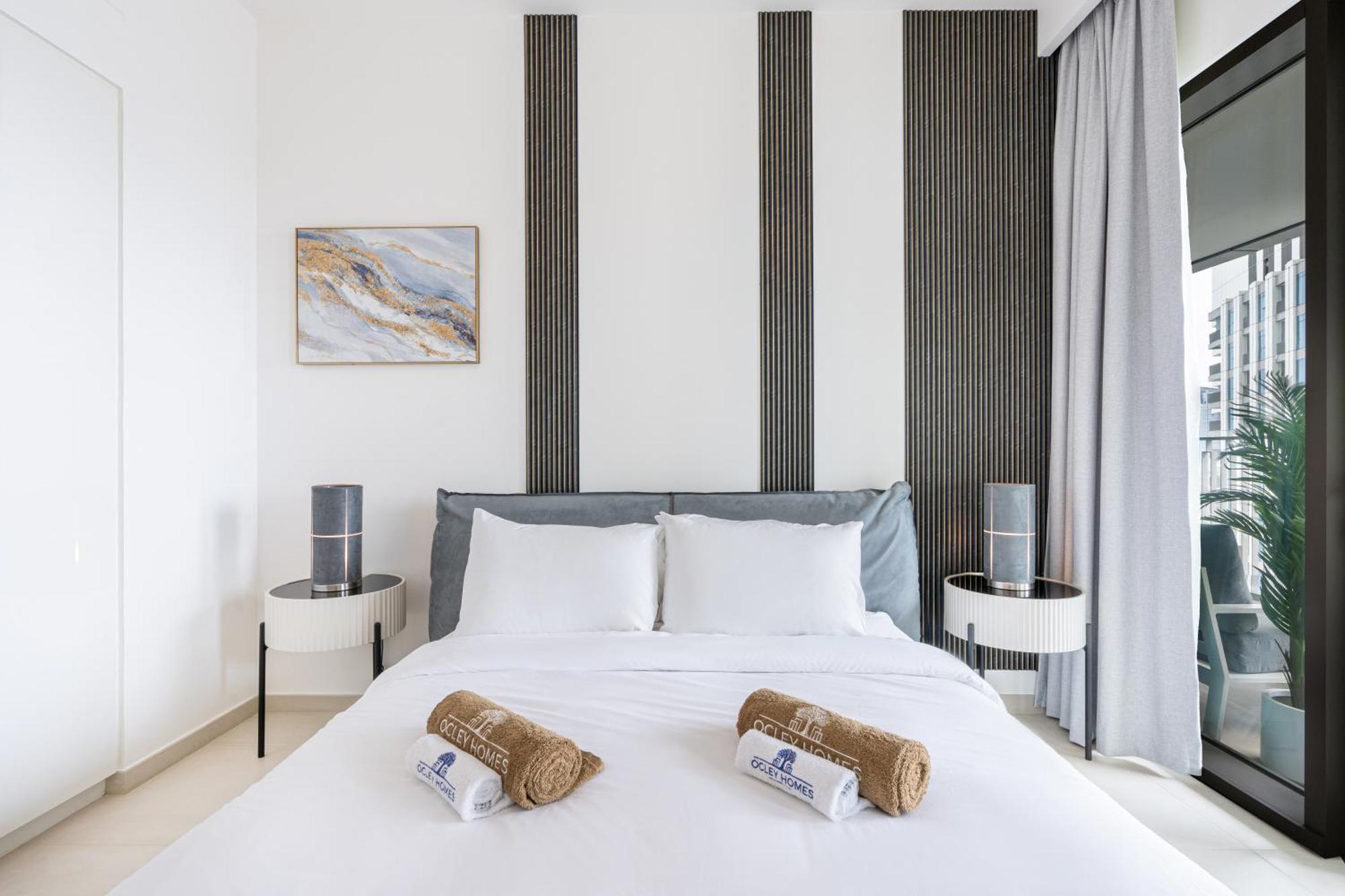 Apartment Beautiful On 45th Floor With Full Burj View *