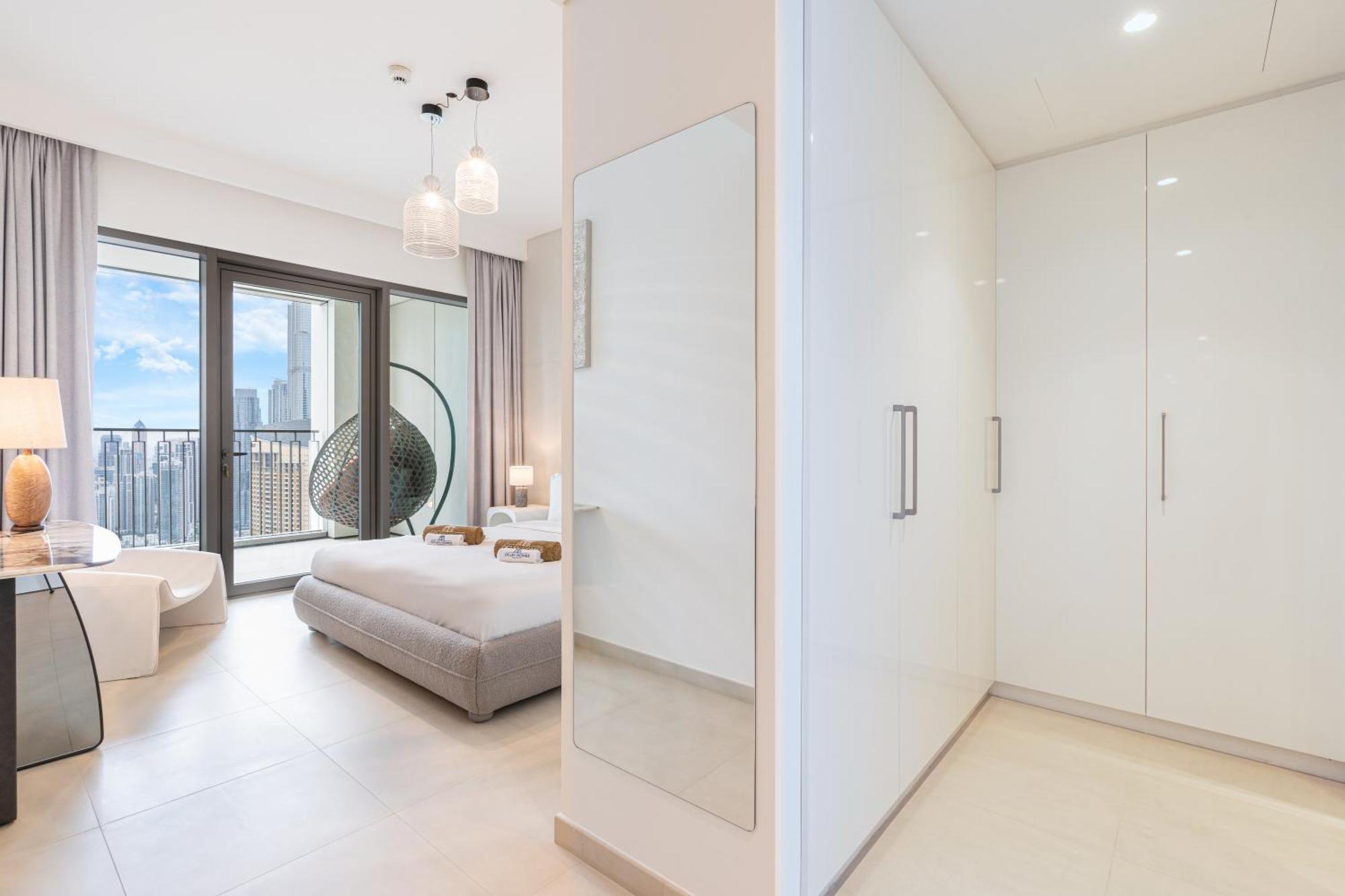 Beautiful On 45th Floor With Full Burj View Apartment Dubai
