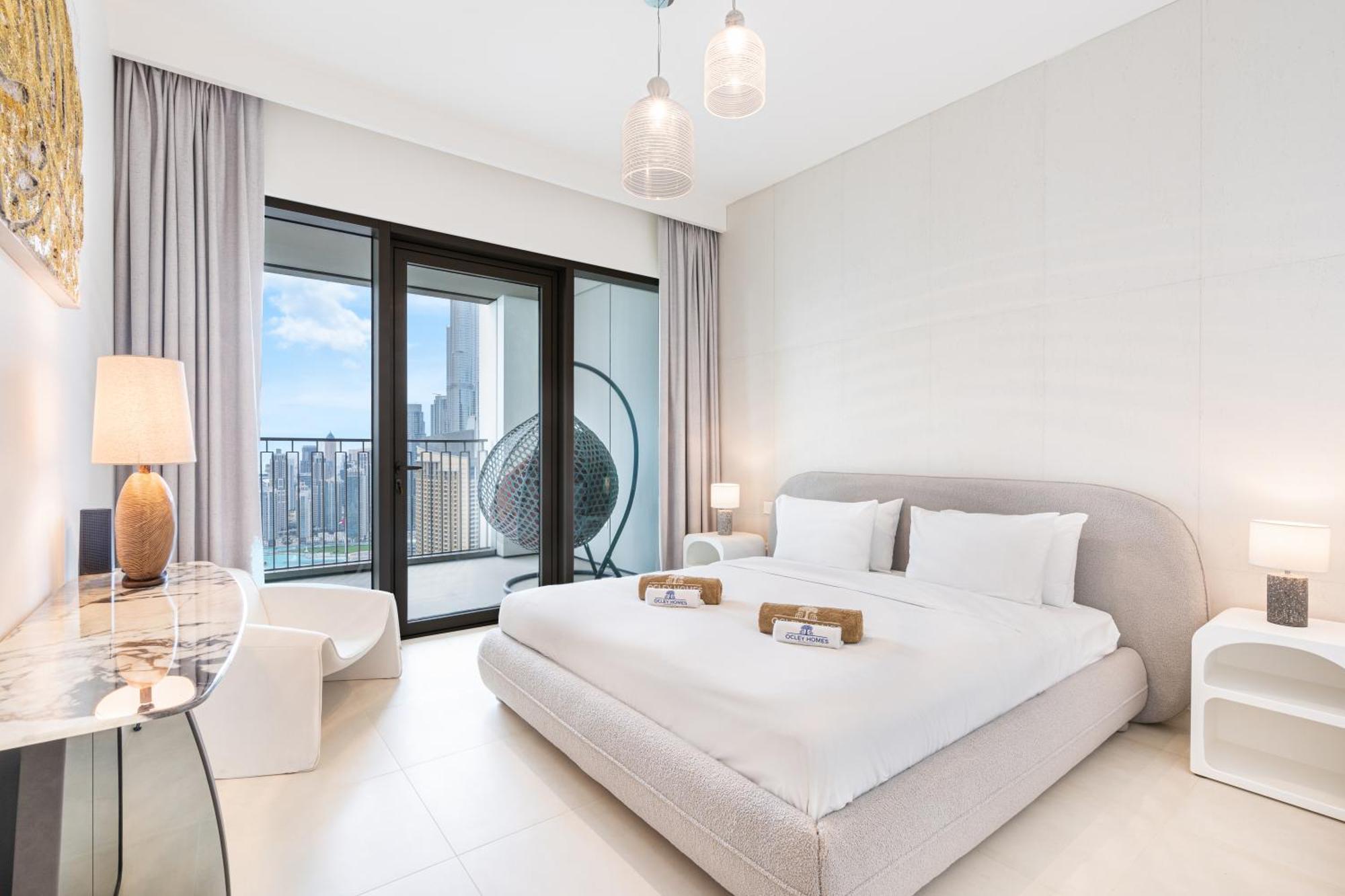 Beautiful On 45th Floor With Full Burj View Apartment