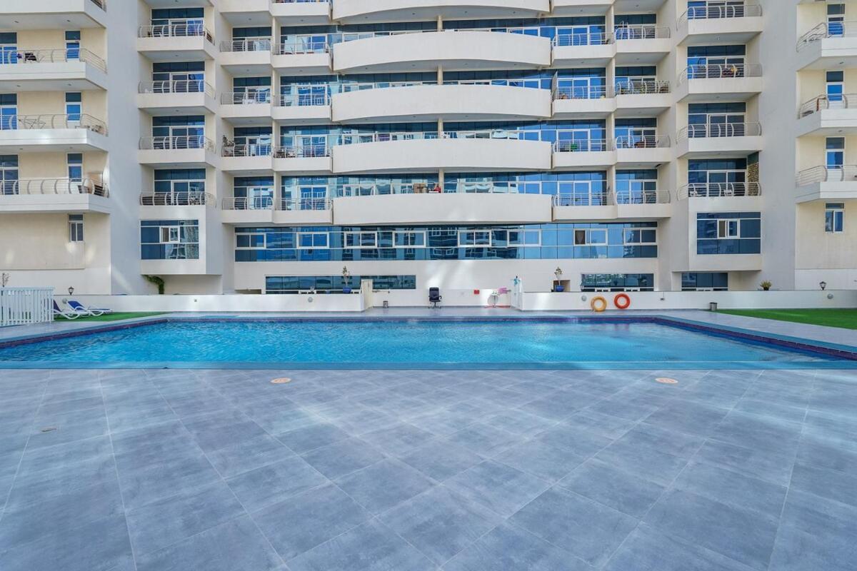Very Cool And Stylish In Sports City Apartment