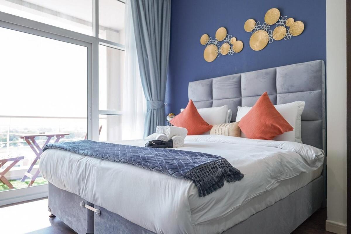 Very Cool And Stylish In Sports City Apartment *