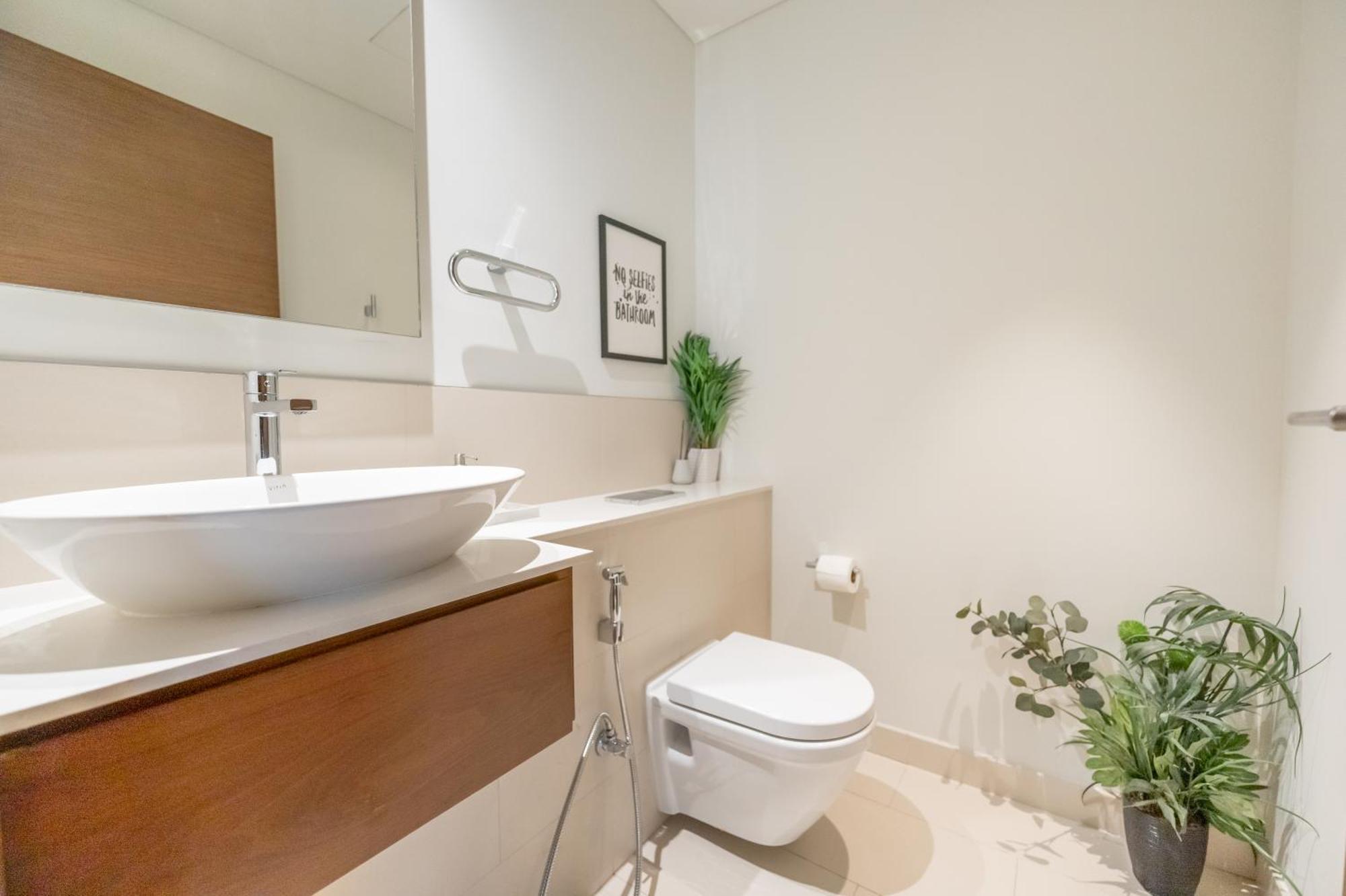 Apartment Fam Living - Walk - Opulent Living