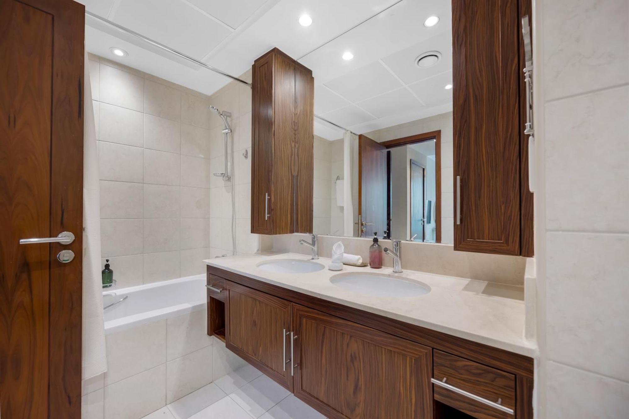 Durrani Homes - Grand 03
