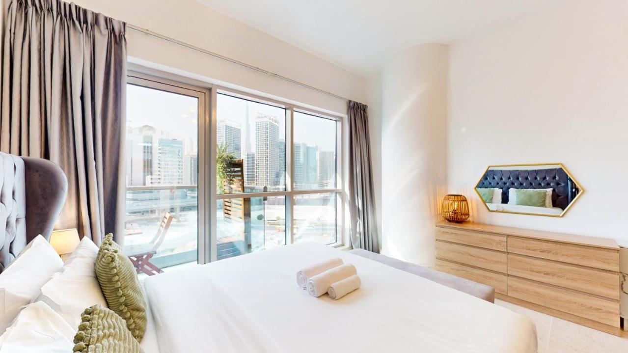 Apartment Saffeer Tower 2 - With Burj Khalifa View *