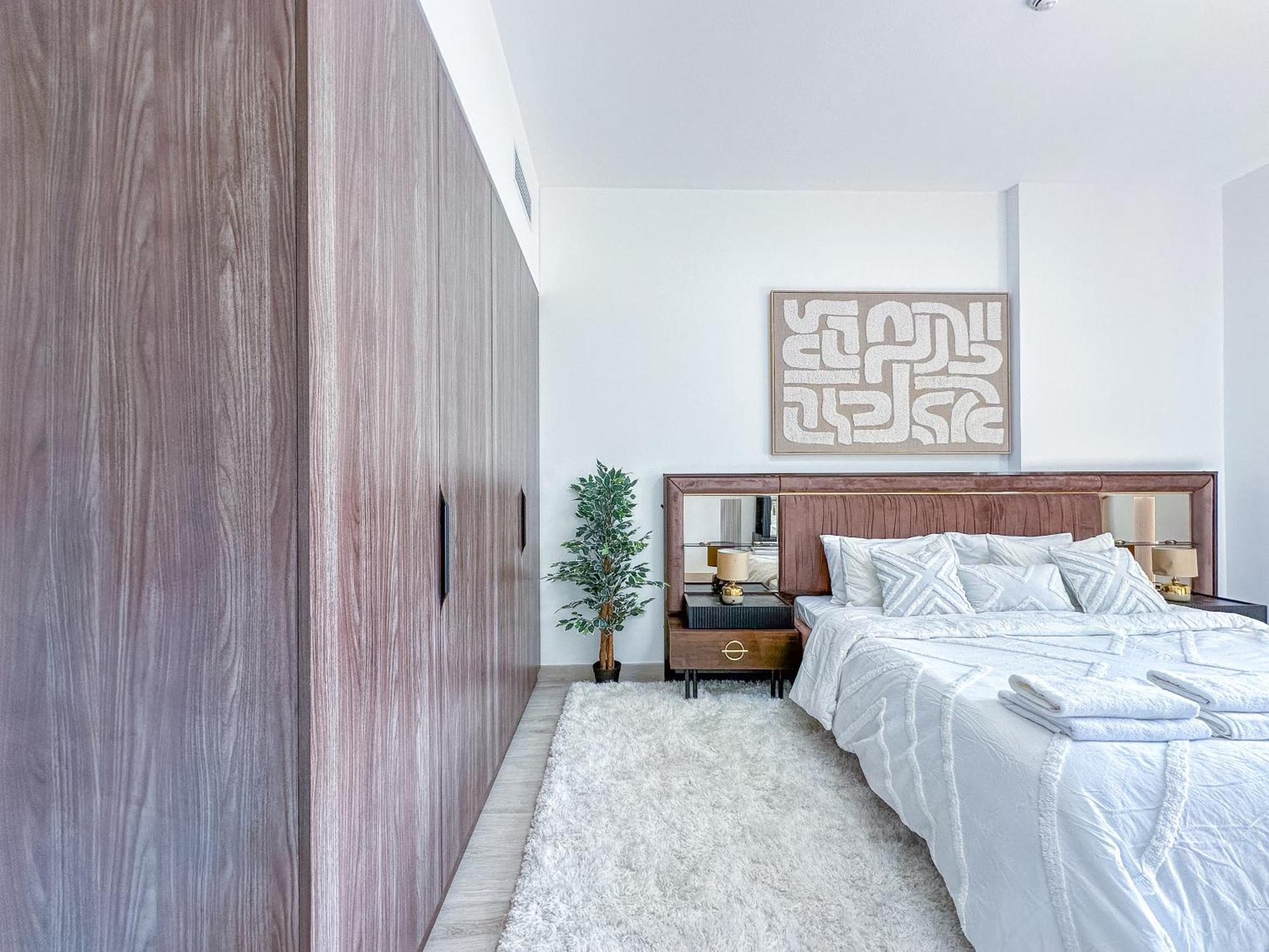 Ultra Luxury Flat With Amazing Pool Near To Burj Apartment Dubai