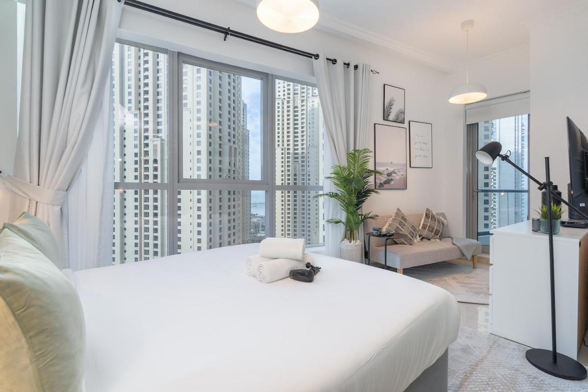 Charming Studio Apartment, With Easy Beach Access In Marina Apartment