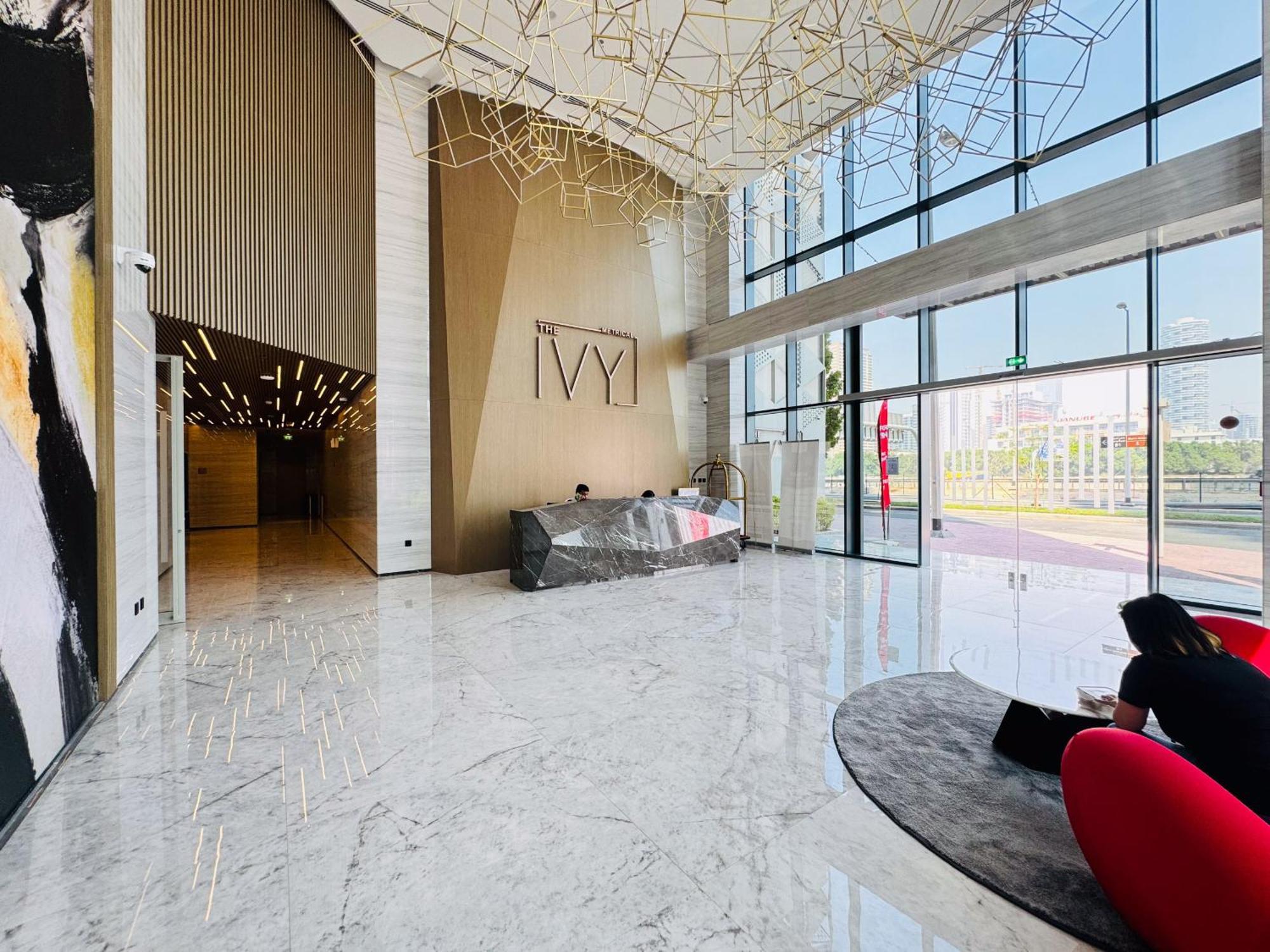 The Ivy Tower-1br Urban Elegance In Jvt Dubai