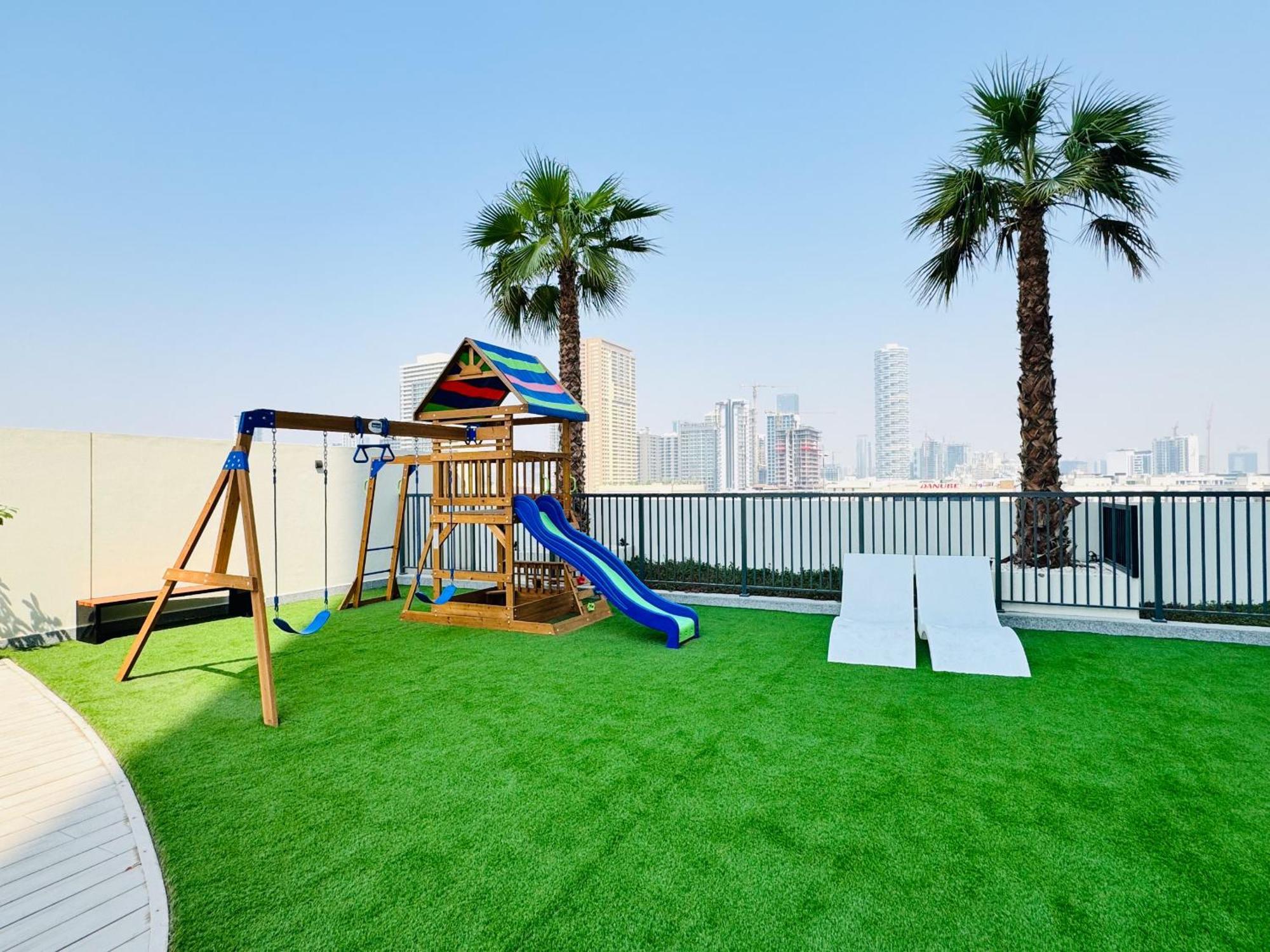 The Ivy Tower-1br Urban Elegance In Jvt Dubai