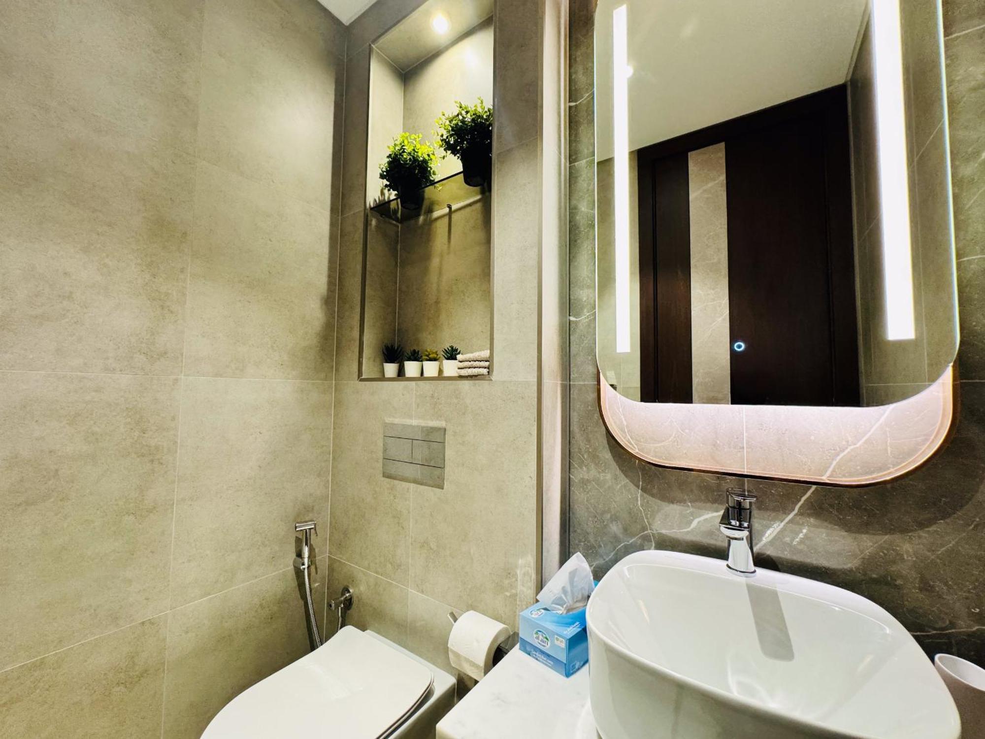 The Ivy Tower-1br Urban Elegance In Jvt