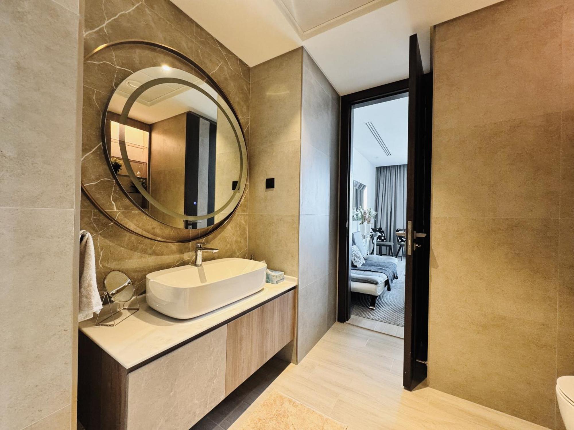 The Ivy Tower-1br Urban Elegance In Jvt Apartment