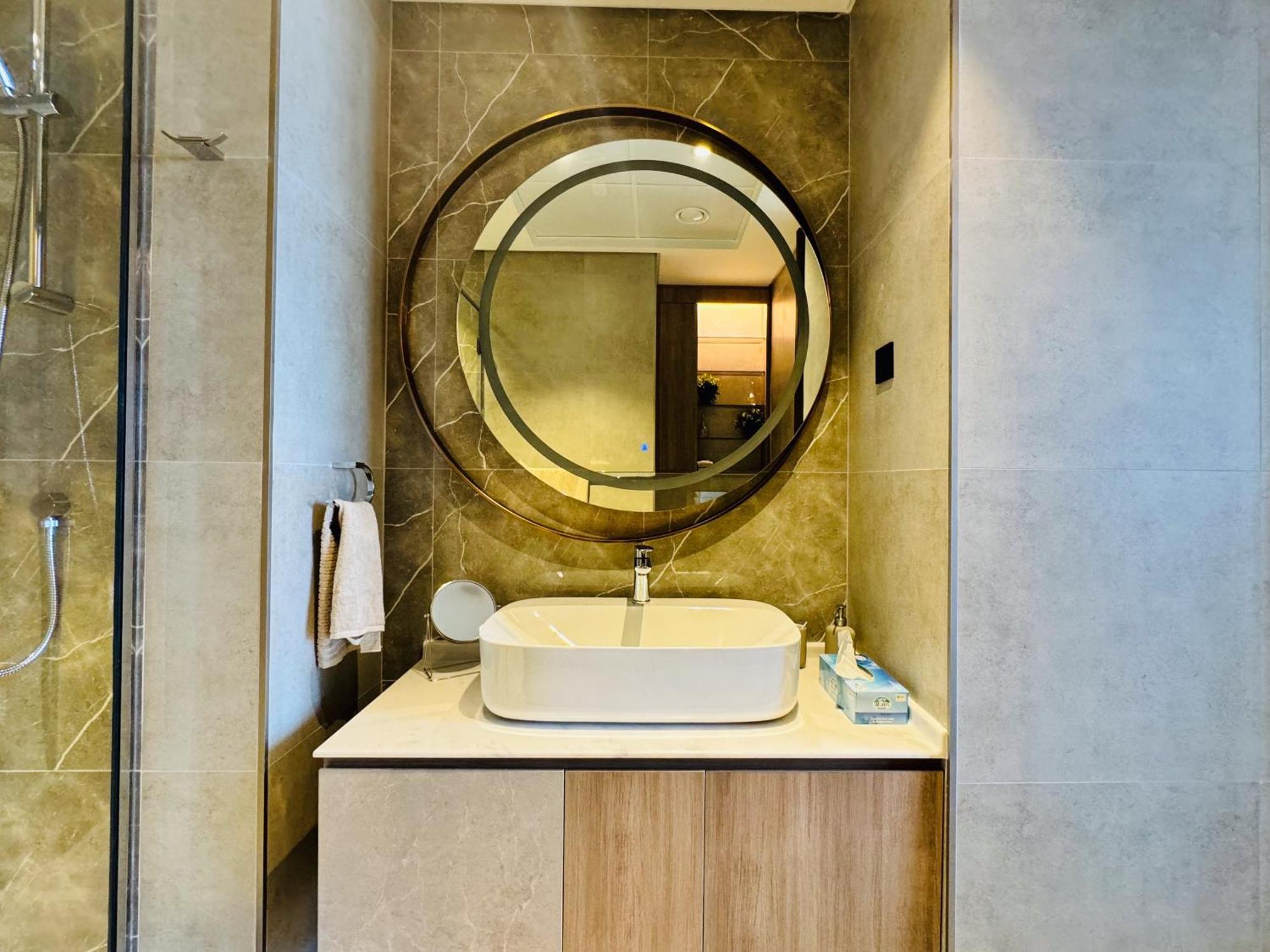 Apartment The Ivy Tower-1br Urban Elegance In Jvt