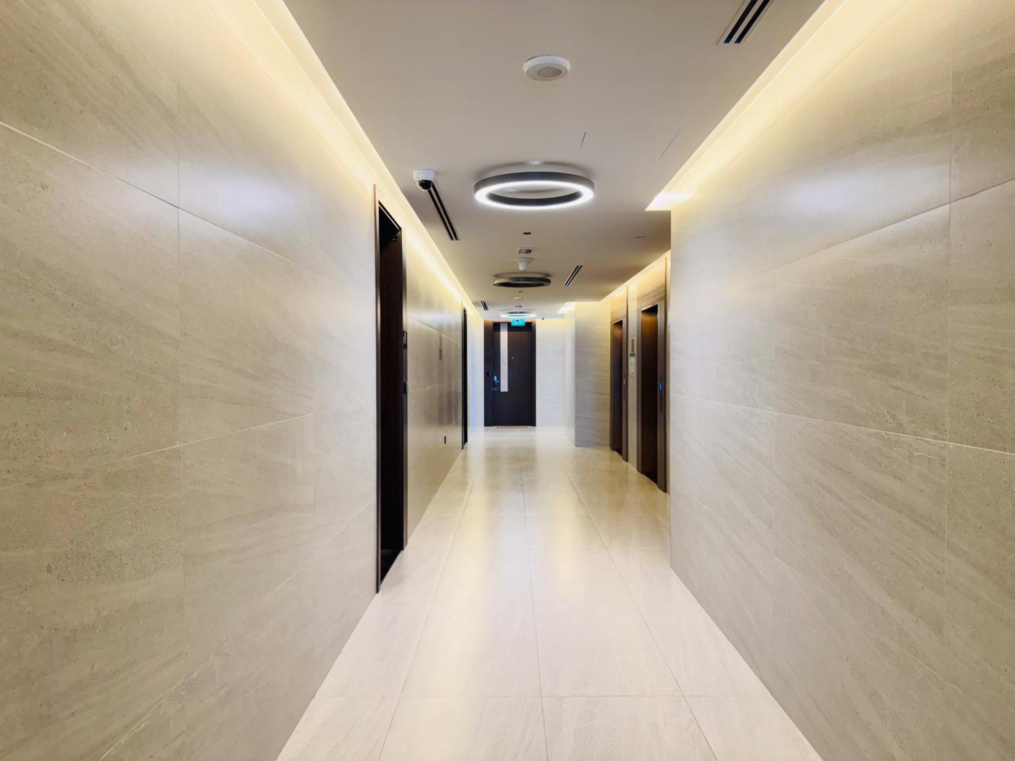 The Ivy Tower-1br Urban Elegance In Jvt Apartment *