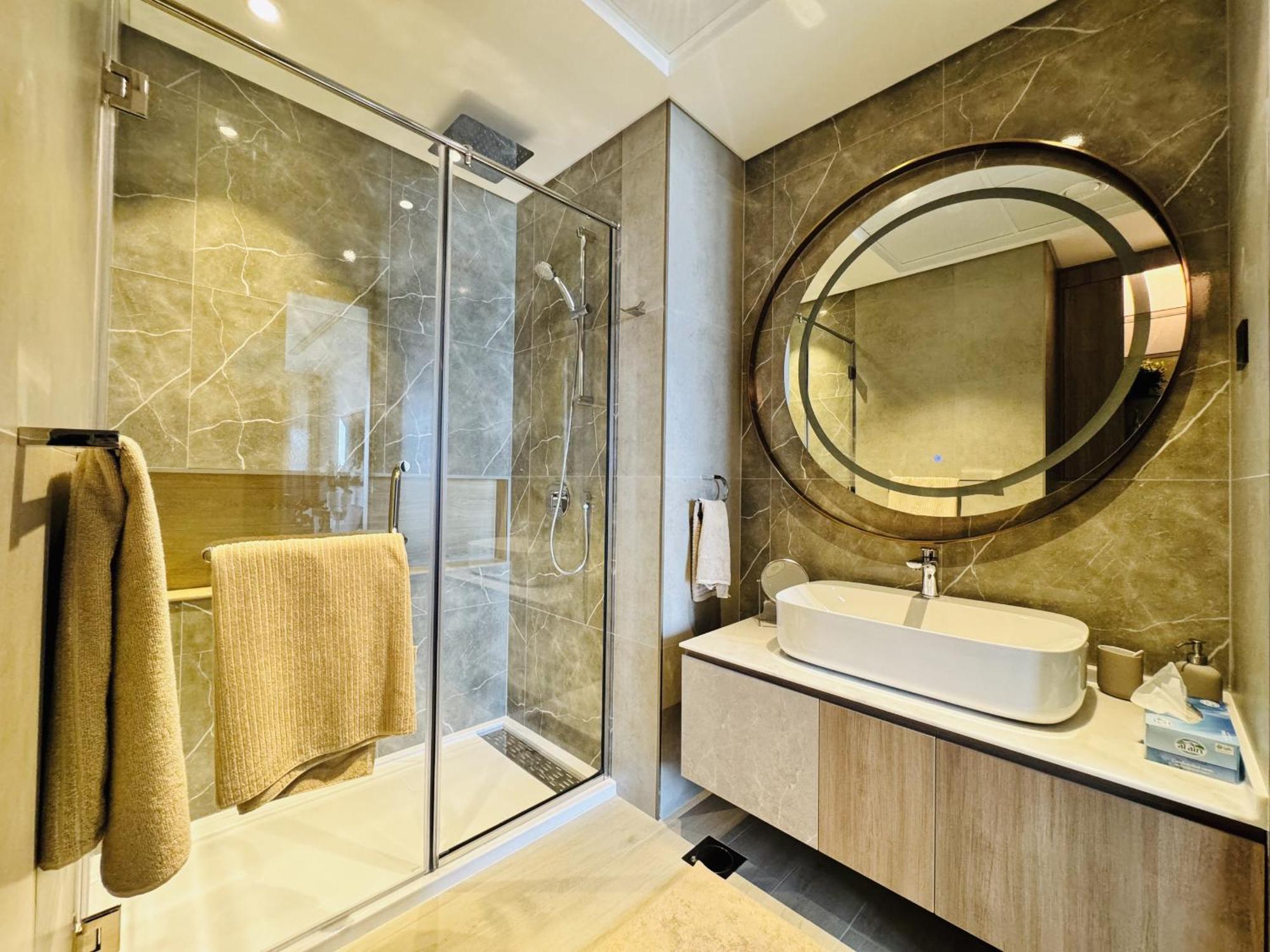 The Ivy Tower-1br Urban Elegance In Jvt