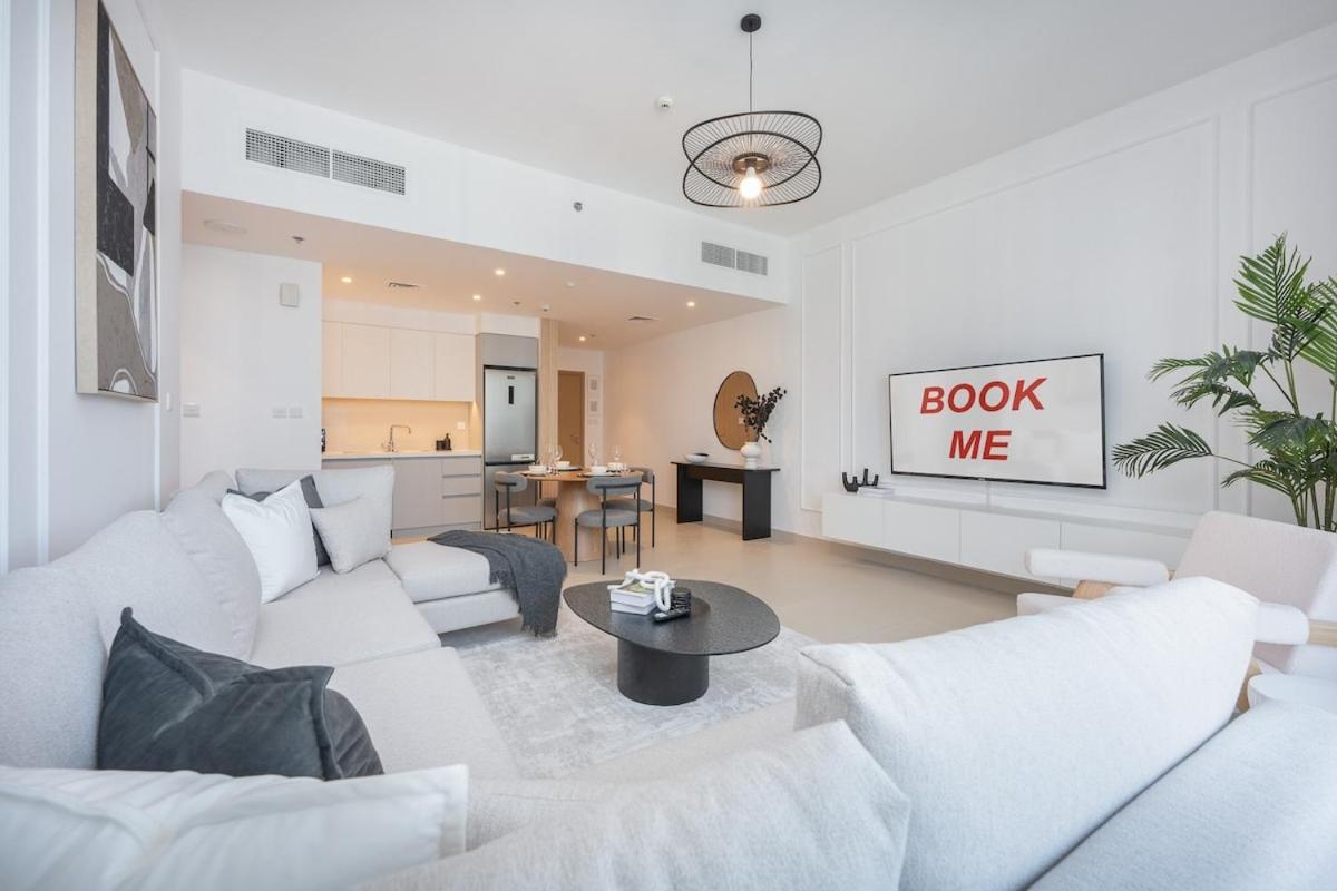 Apartment Captivating 1br In Creek Harbour