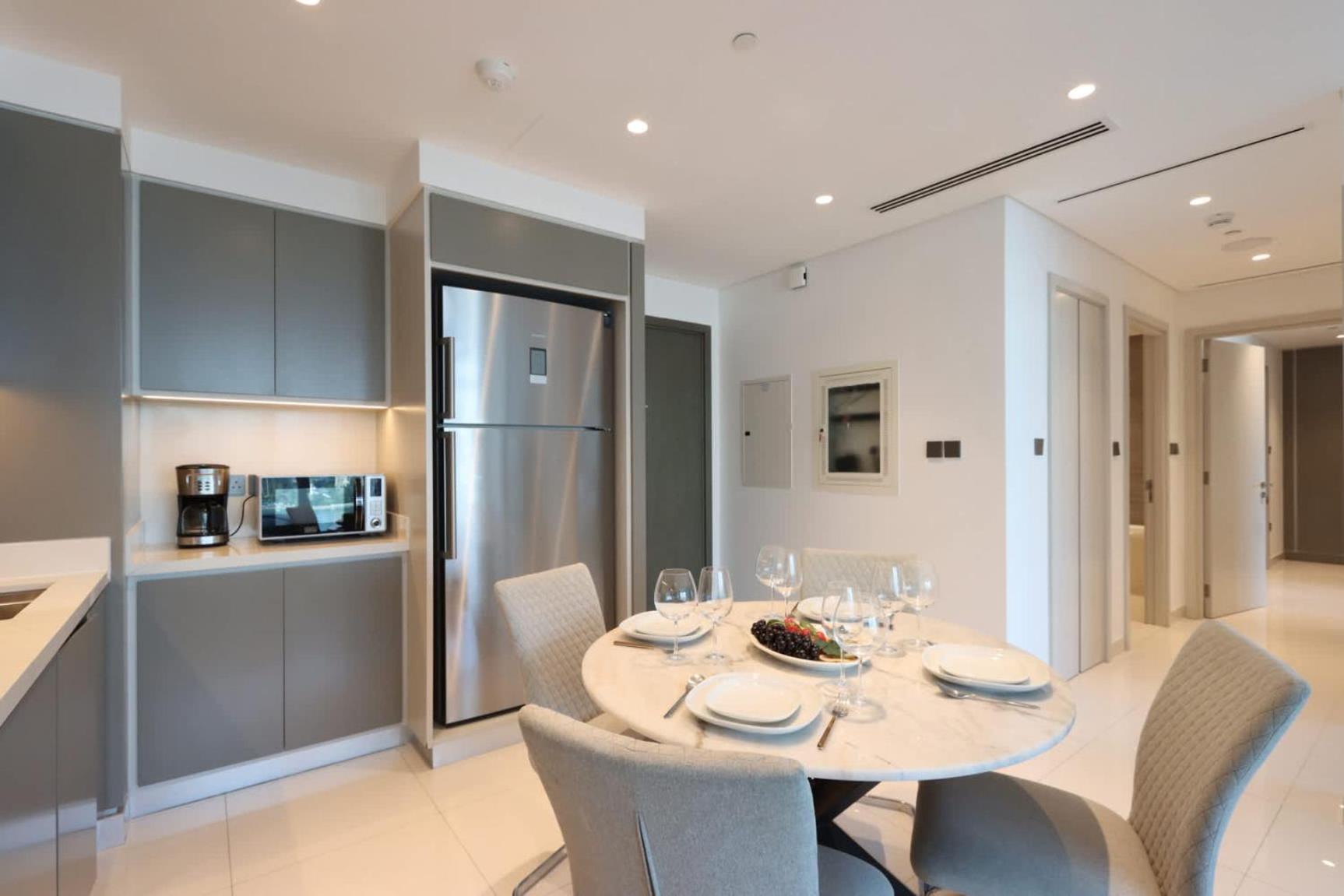 Livbnb - 2Br With Stunning Views, Beachfront Living Apartment *