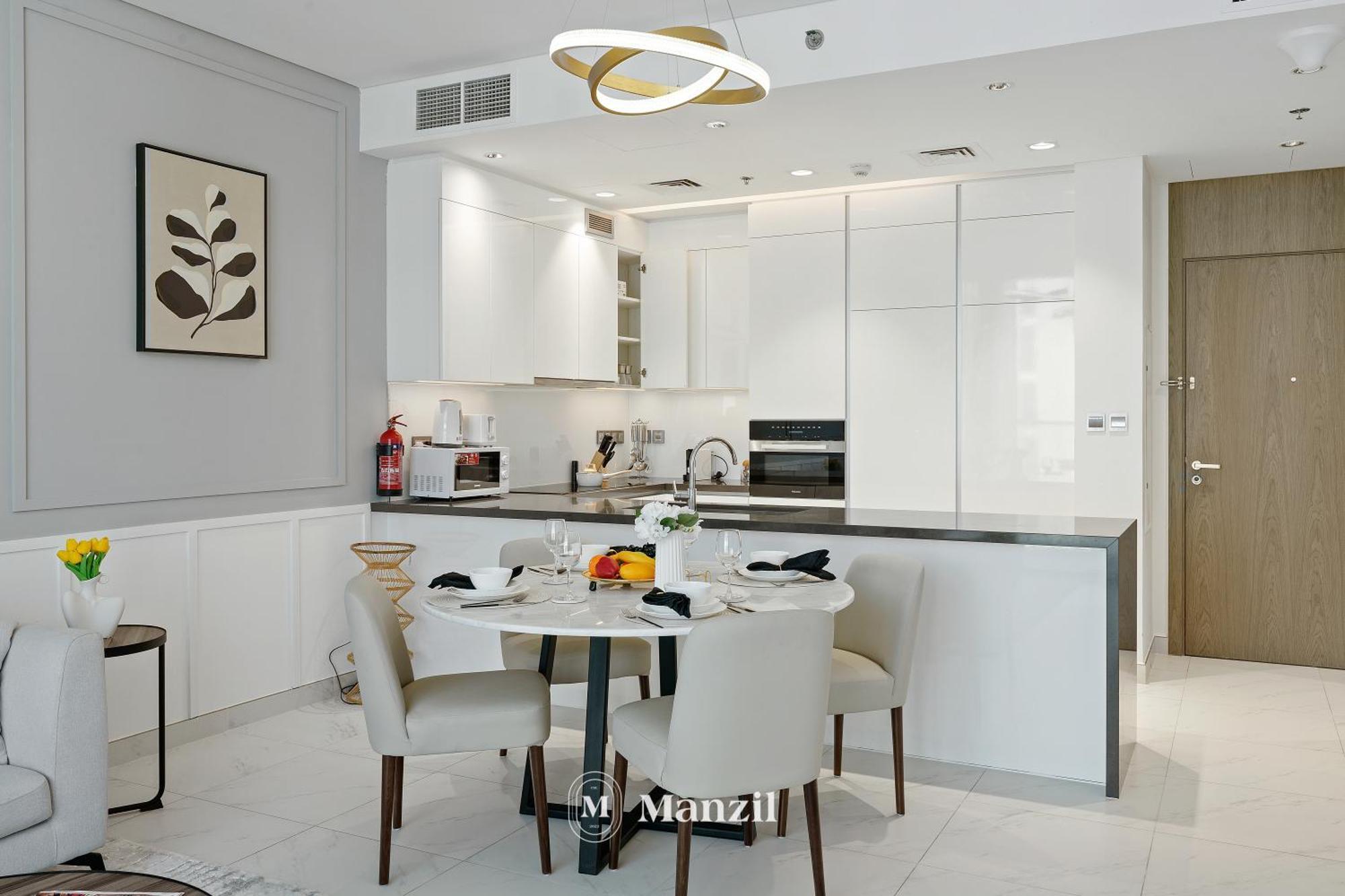 Manzil - 2br In District One With Lagoon & Burj Views Apartment Dubai