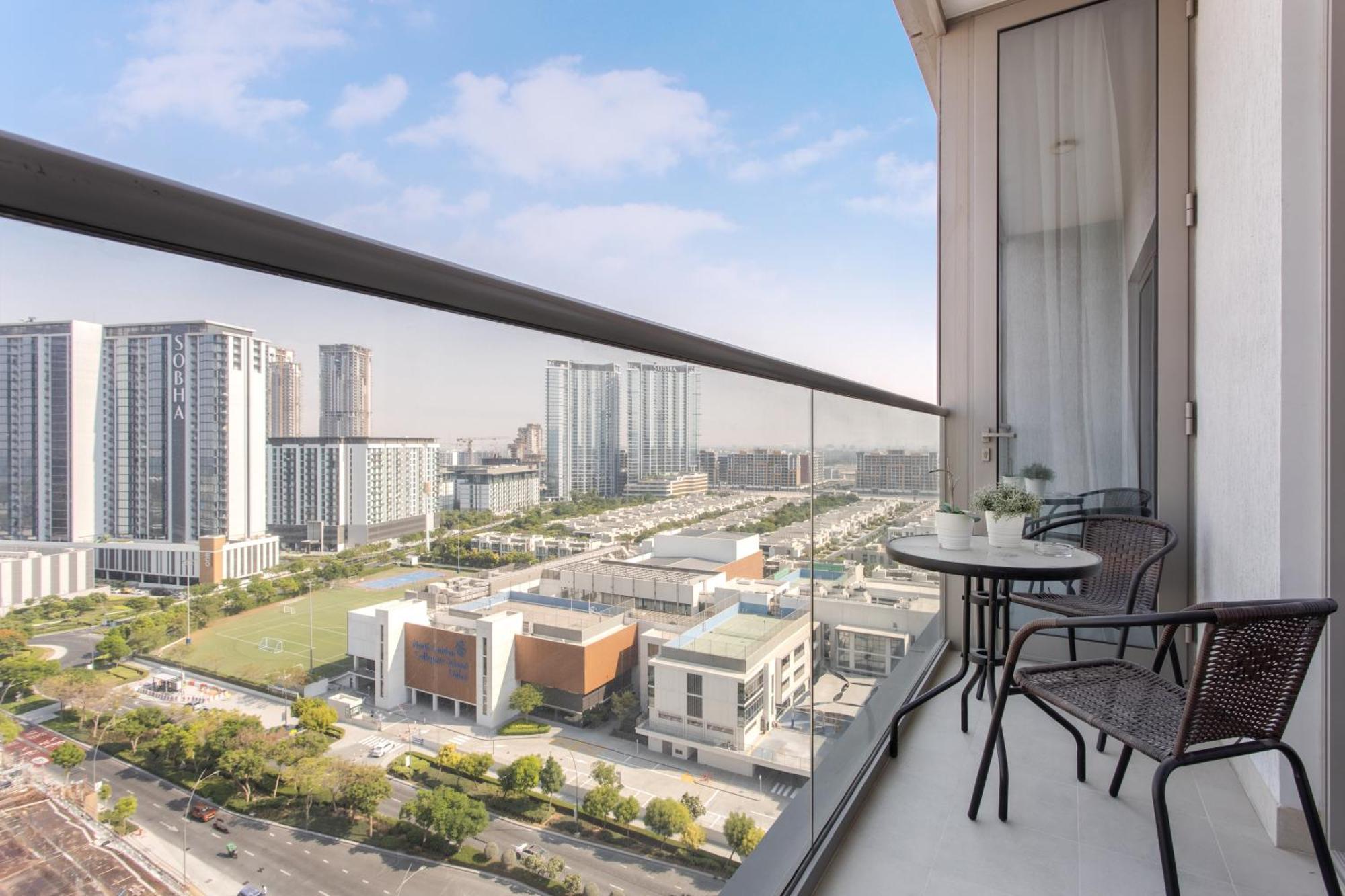 Apartment By Latinem Luxury 1br Cv B1311 Near Burj Khalifa Dubai
