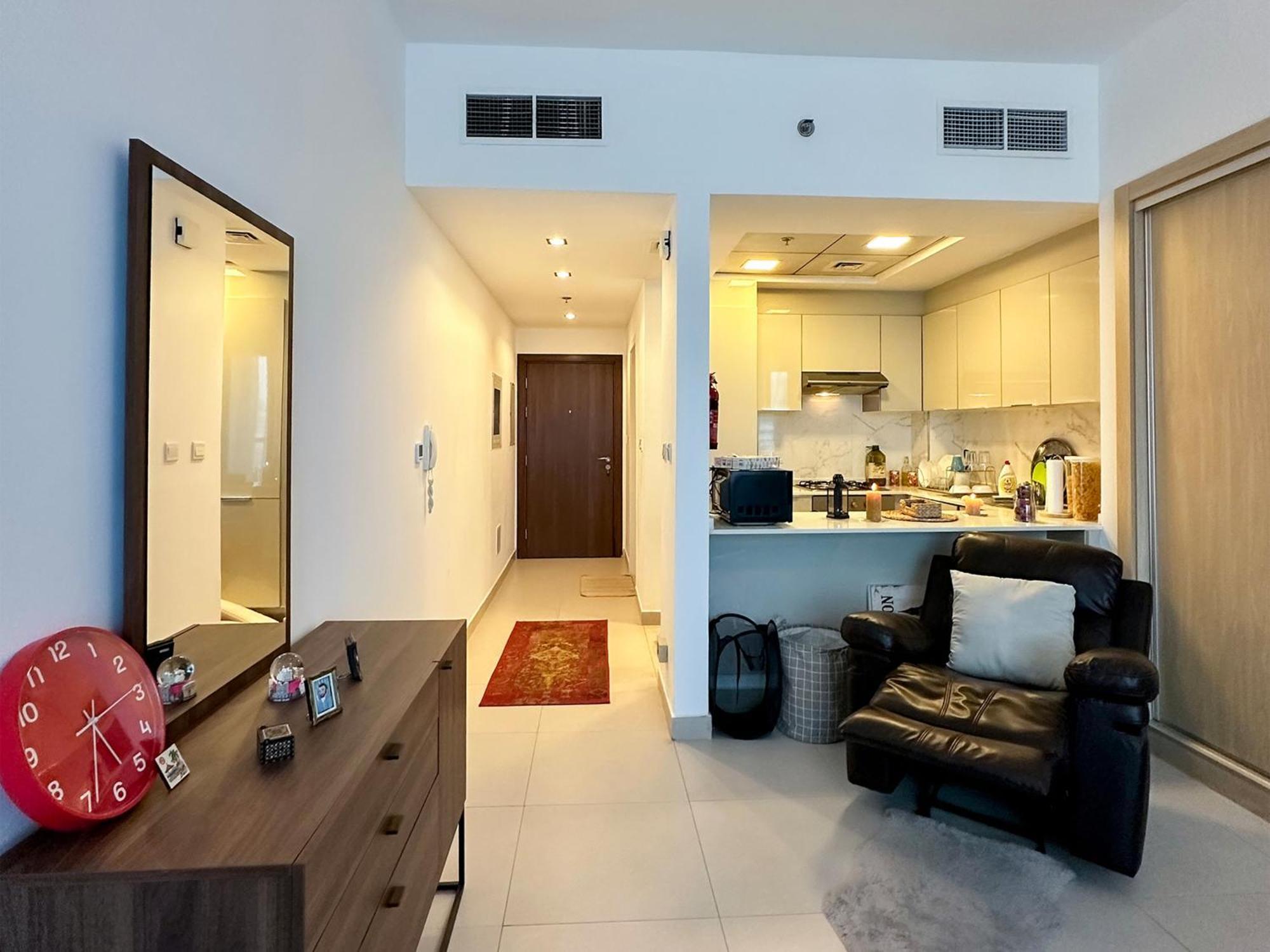 Cozy In Jvc Apartment *