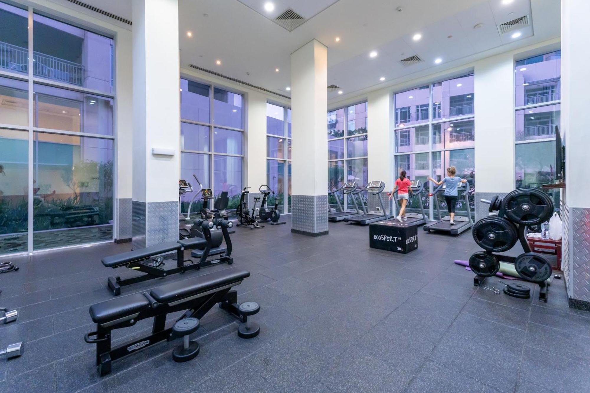 Flash Sale- Burj Khalifa View- 5mn Walk To Mall - Burj Views Tower- Stylish 1bdr Apartment- Convenient Location Apartment
