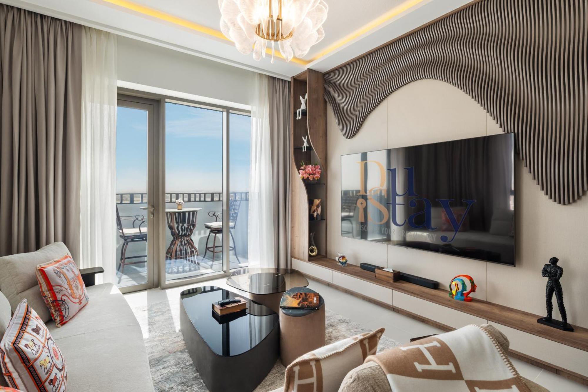 Apartment Elegant For Relaxation, Creek Harbour - By Dustay *