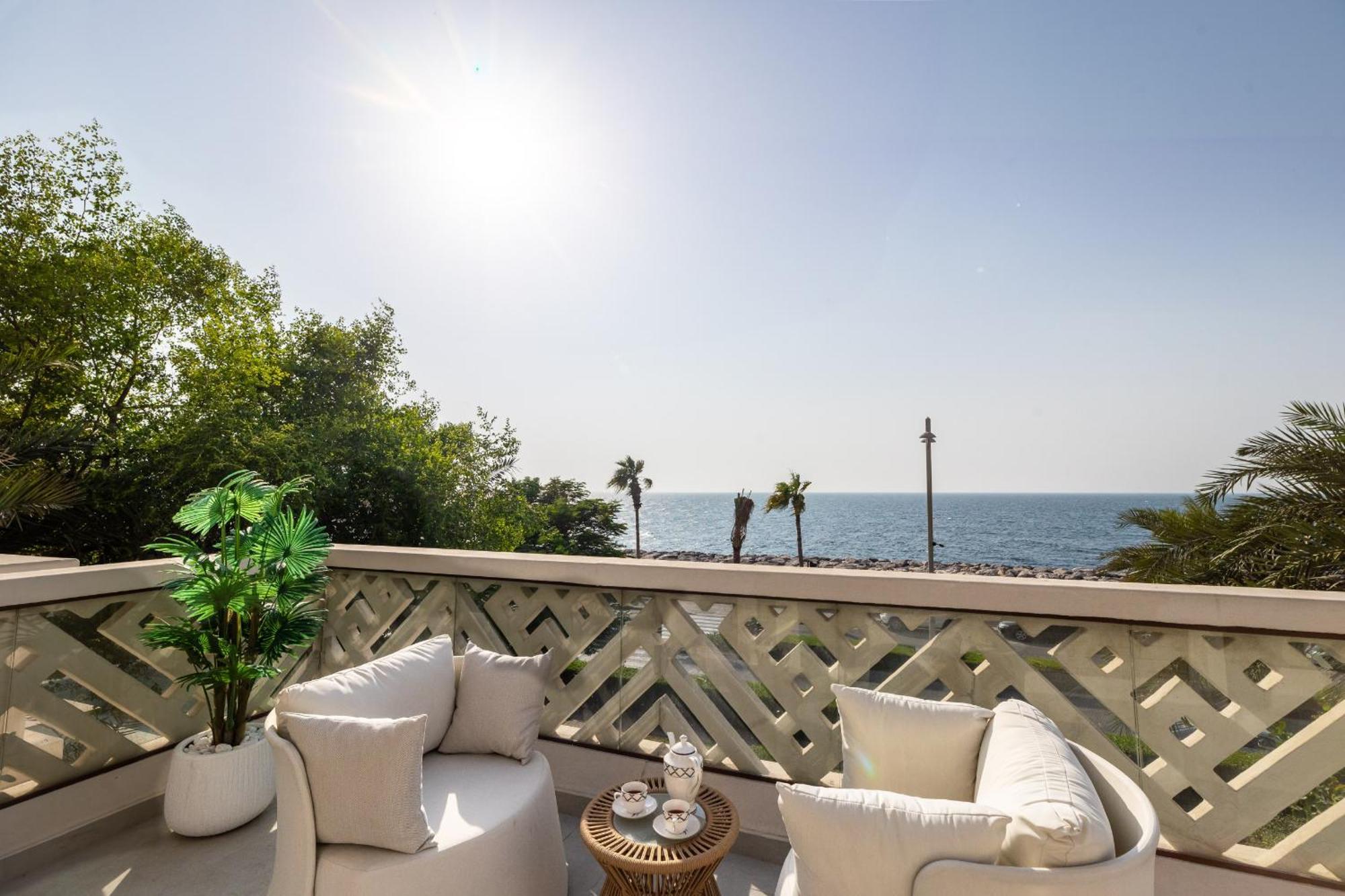 Eden's Homes & - Balqis Apartment