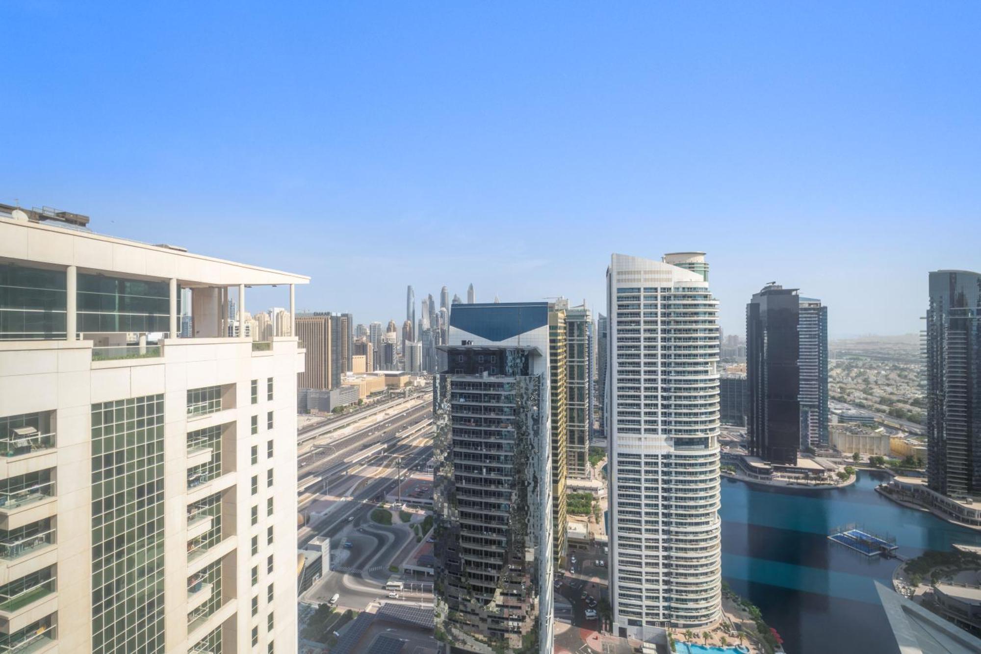 Cozy In Jlt Dubai