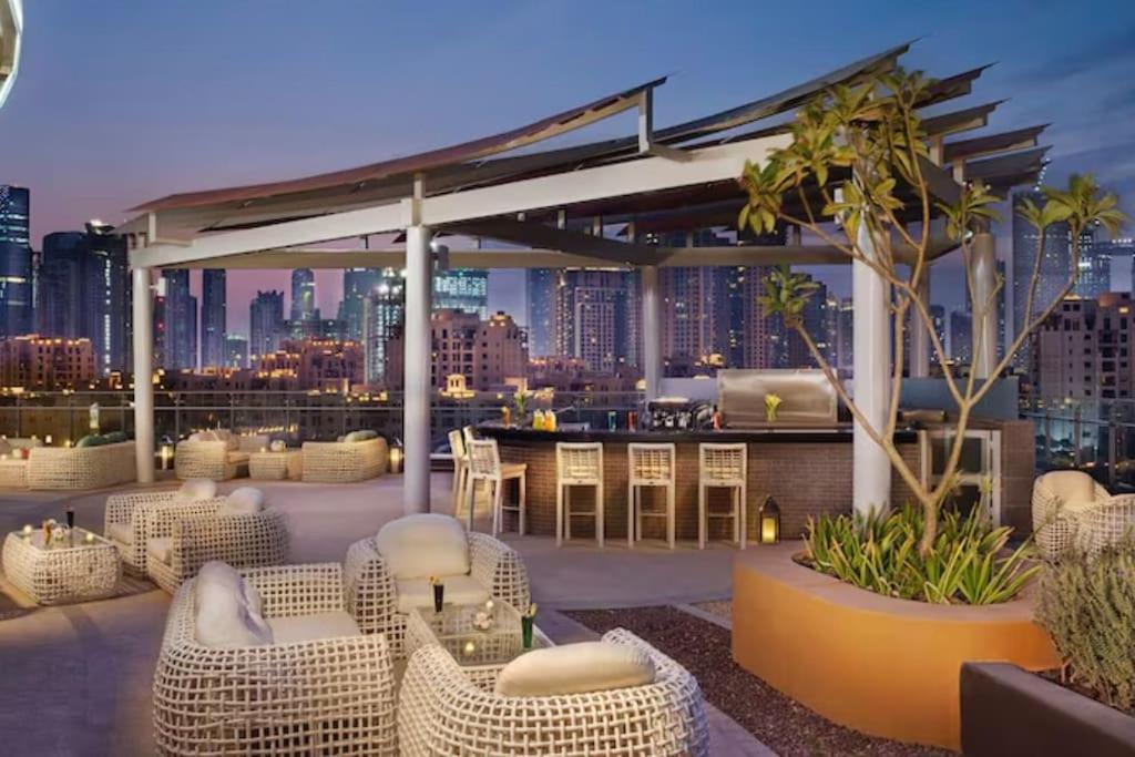 1br - 5 Min From Burj Khalifa And Mall - View Apartment Dubai