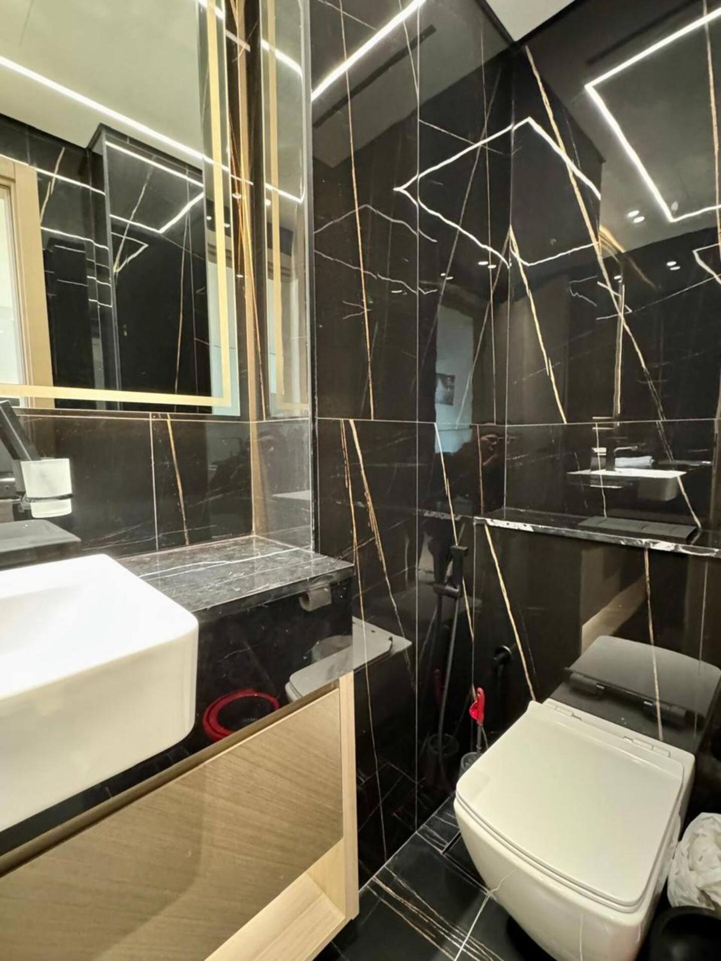 Apartment Cozy & Stylish 1br Jvc Pool & Parking