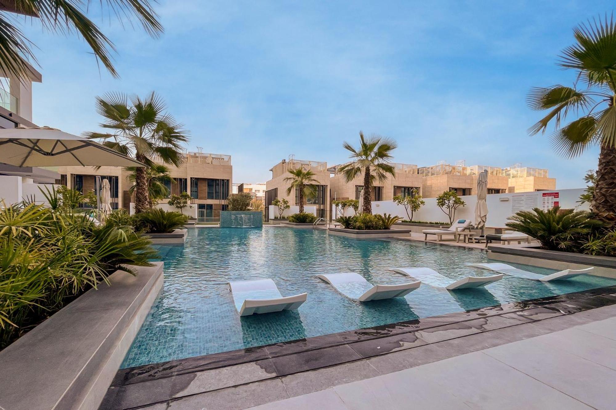 Apartment Stylish With Warm Terracotta Details Dubai