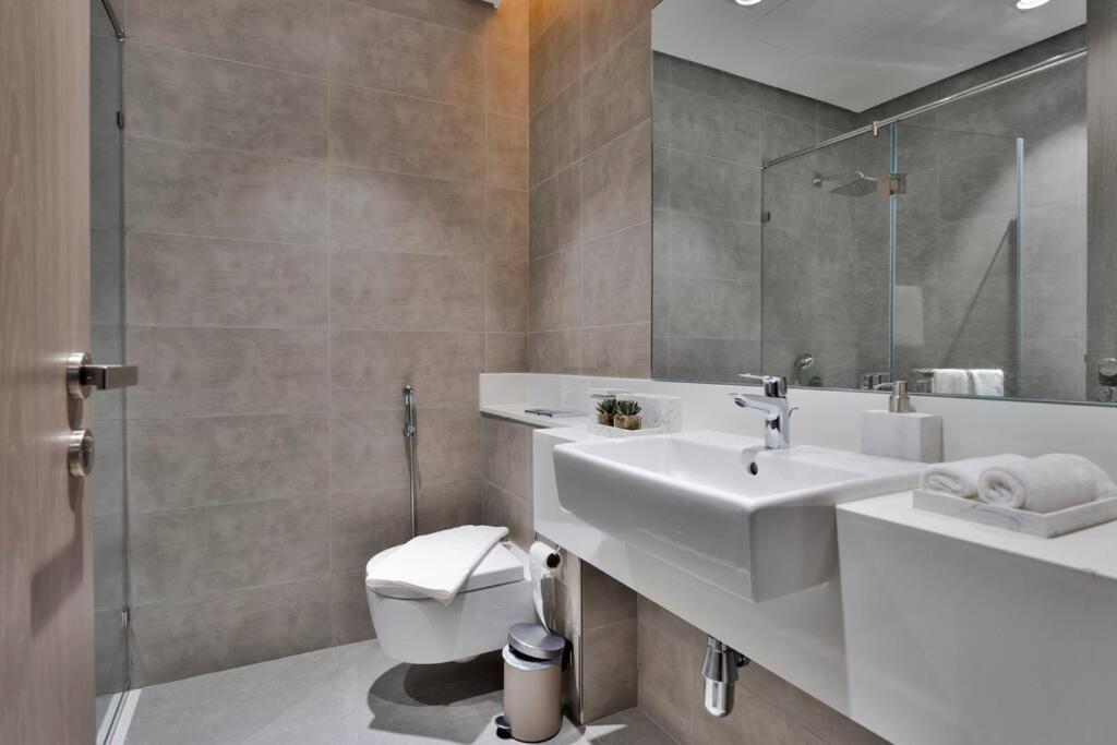 First Class 1br Stylish Haven Dubai