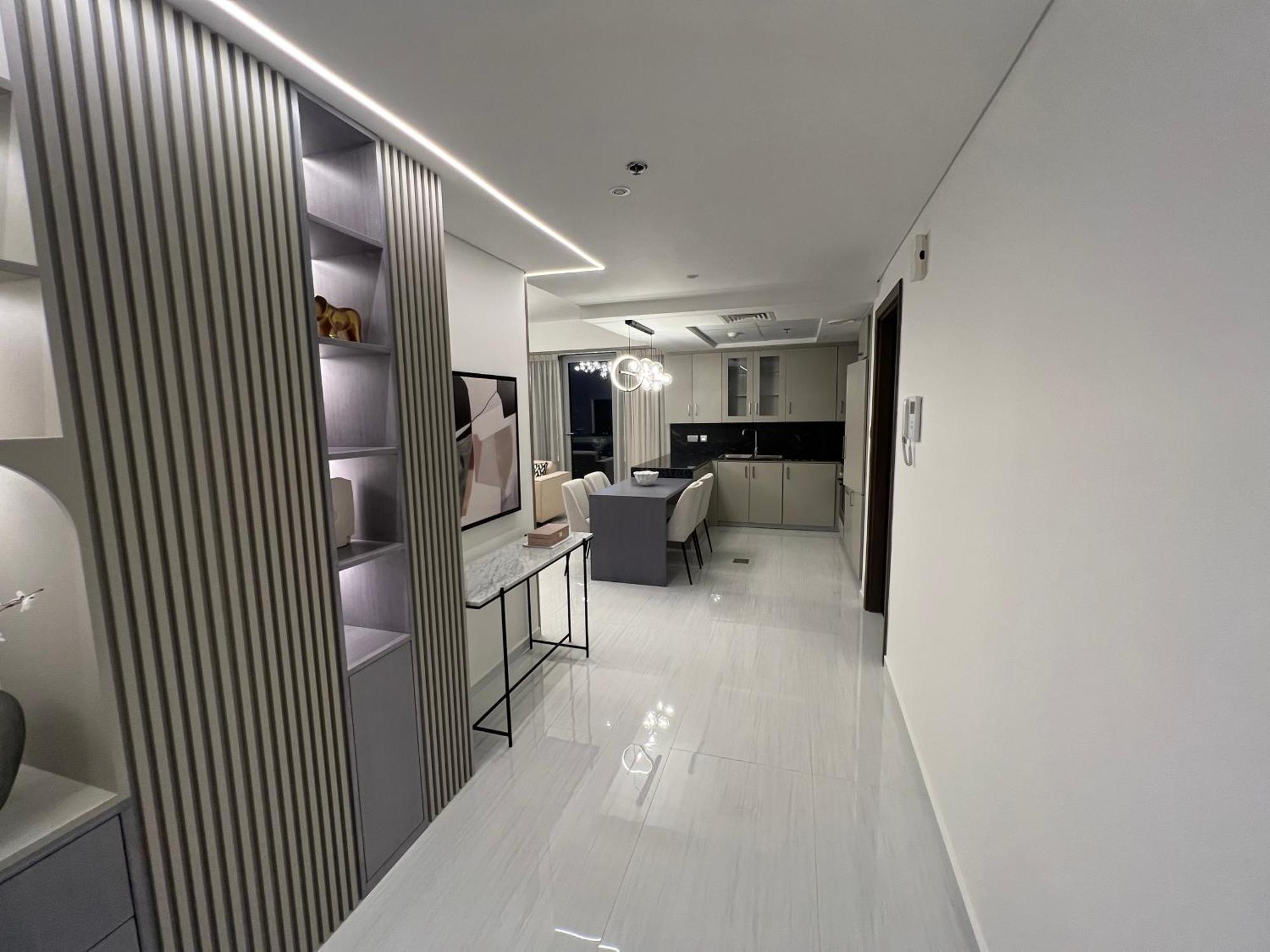 Apartment Careek Street Club Dubai