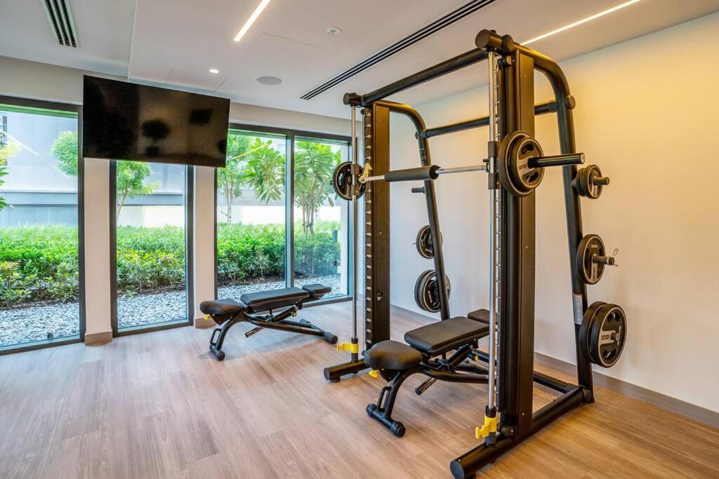Apartment Astonishing 3br Burj Khalifa And Fountain View With Pool And Gym Dubai