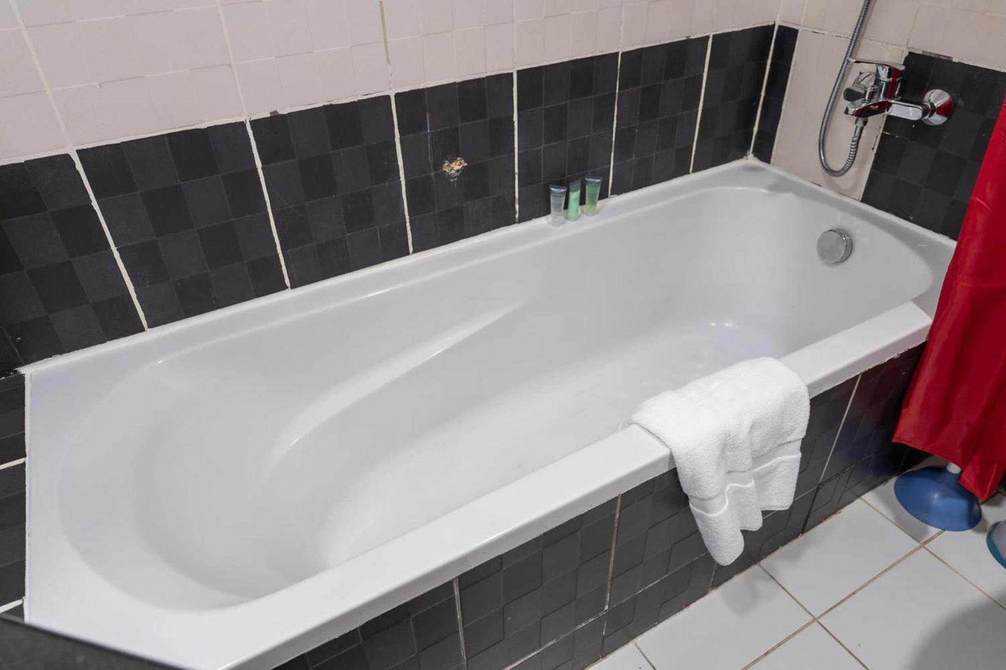 Delightful 2-bedrooms With Homey Charm In Marina Apartment Dubai