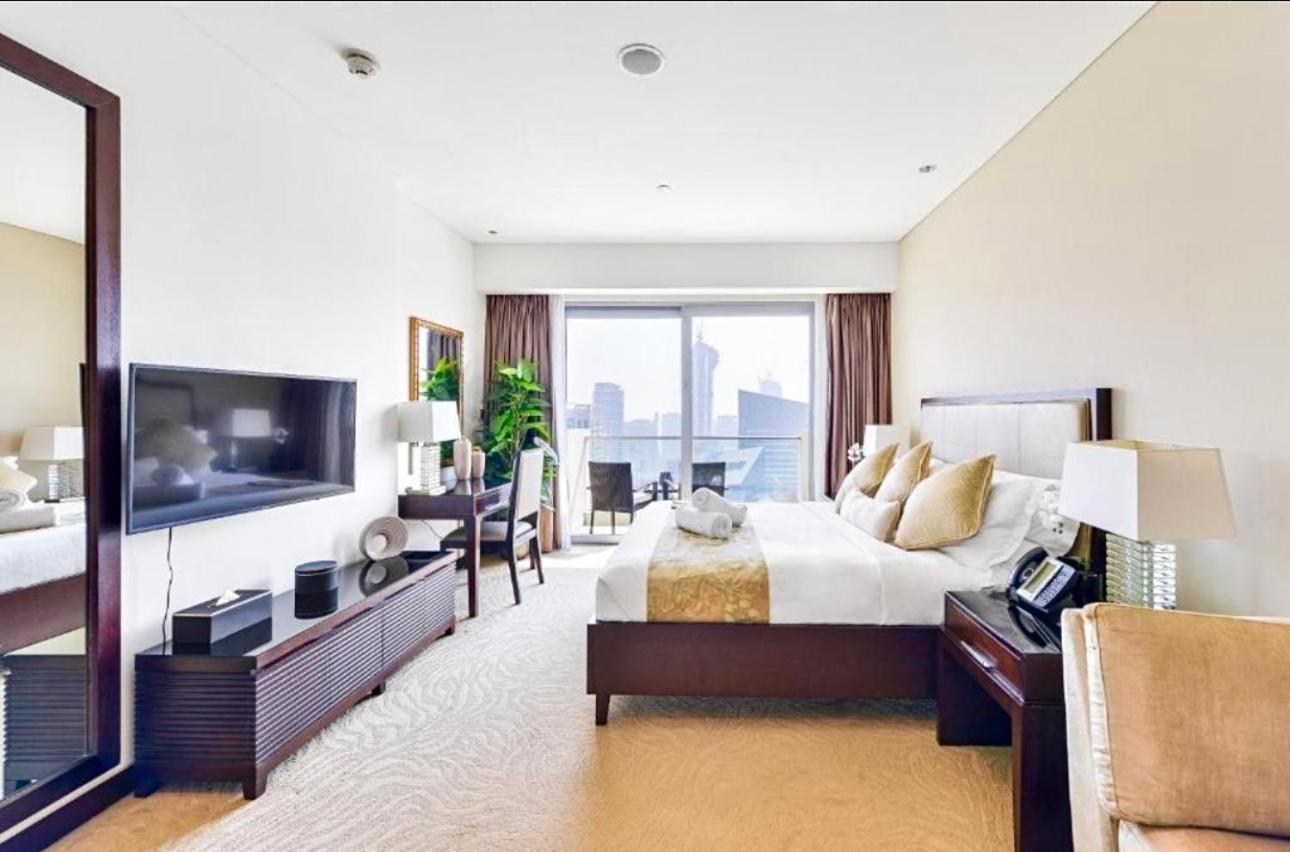 Apartment Address Marina Mall - Full Marina Views, Balcony, Kitchen & Parking Dubai