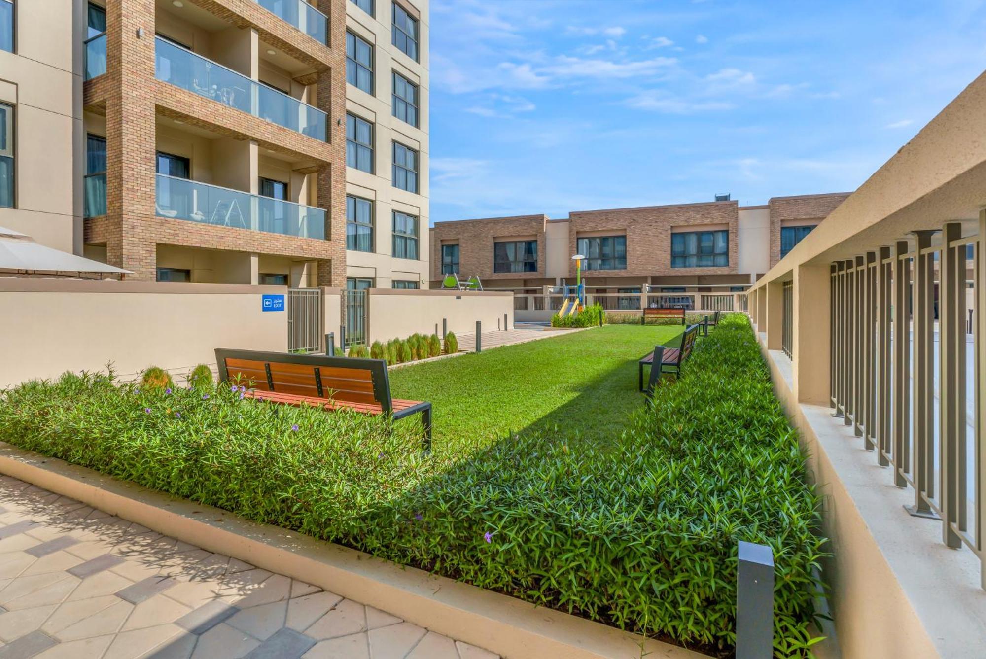 New! Spacious 1bhk With Maids - Jvc * Dubai