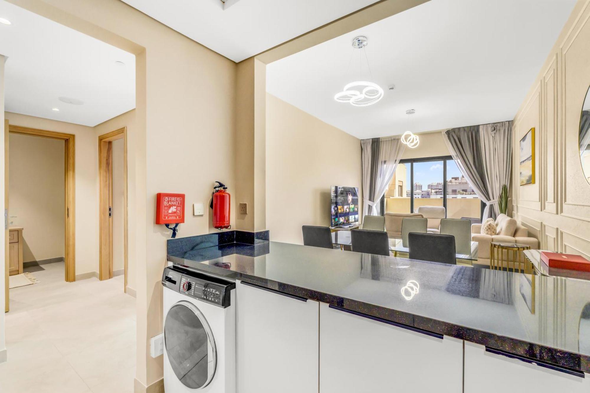 New! Spacious 1bhk With Maids - Jvc Apartment *