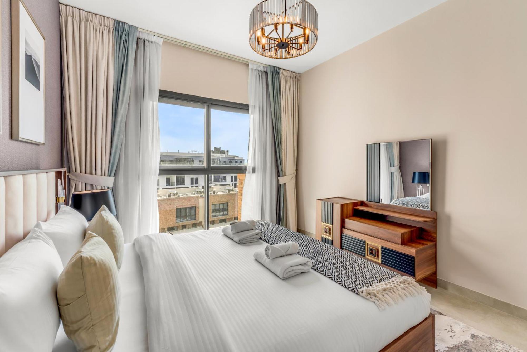 New! Spacious 1bhk With Maids - Jvc