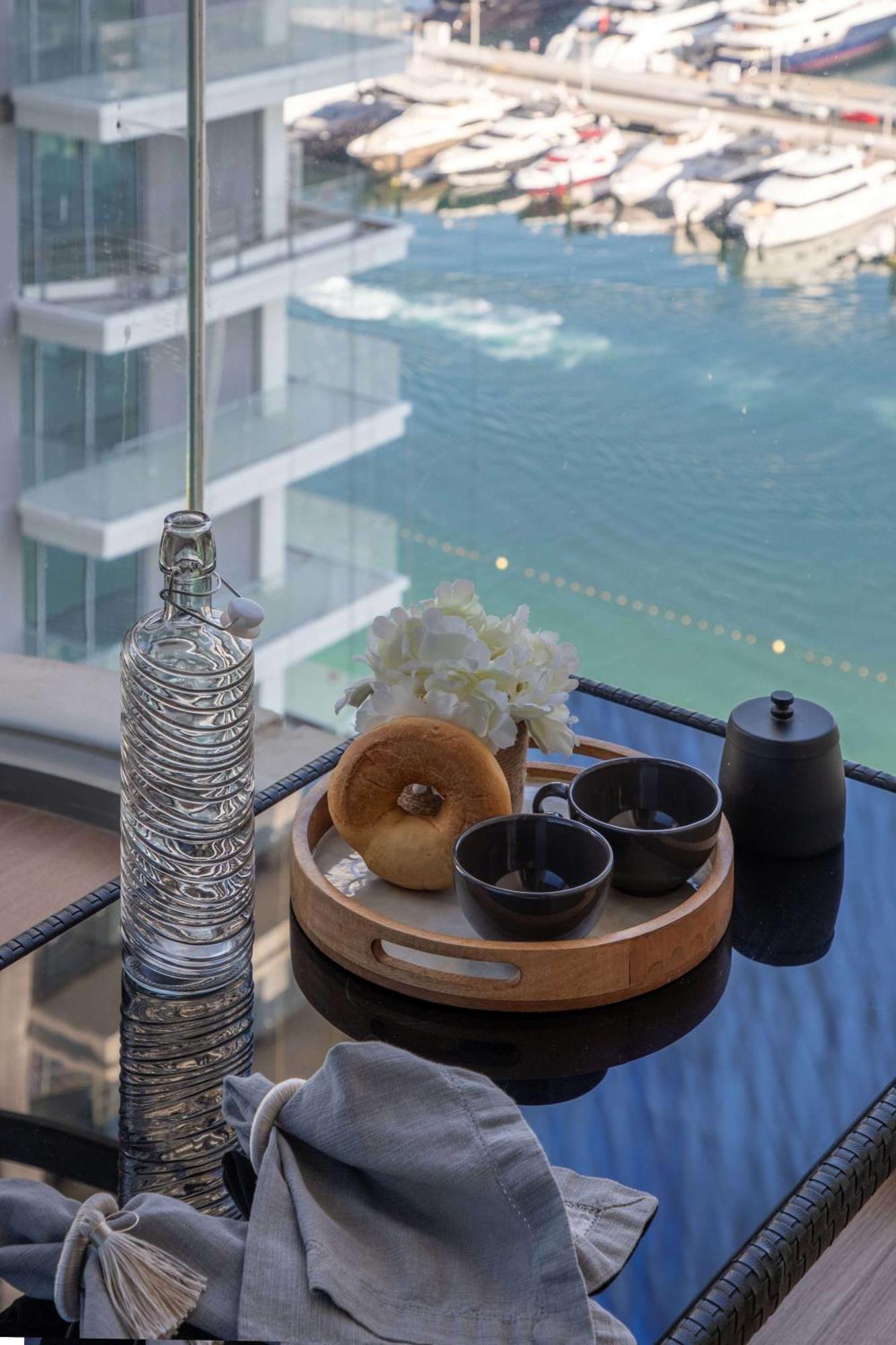 Frank Porter - Marina Vista Tower 2 Dubai