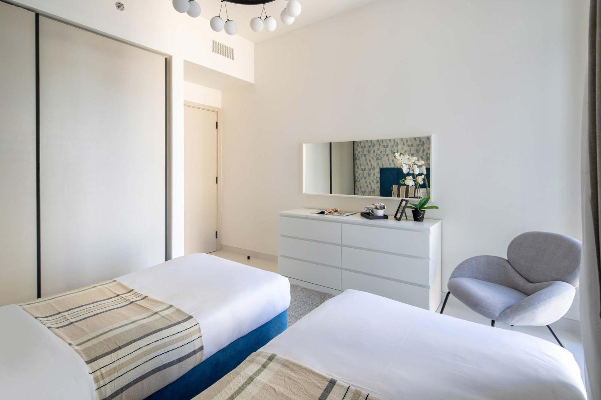 Apartment Frank Porter - Marina Vista Tower 2 Dubai