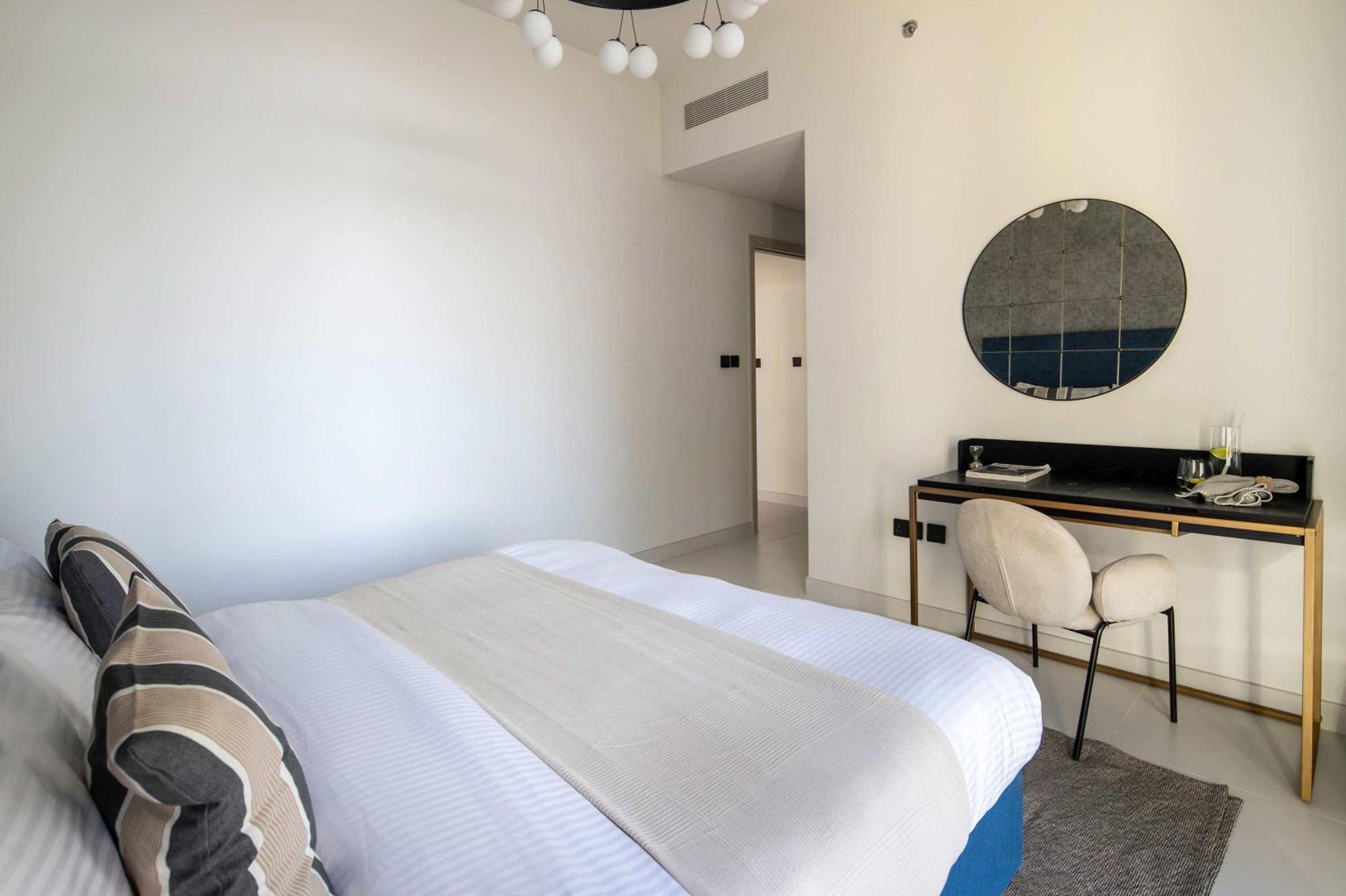 Apartment Frank Porter - Marina Vista Tower 2 Dubai