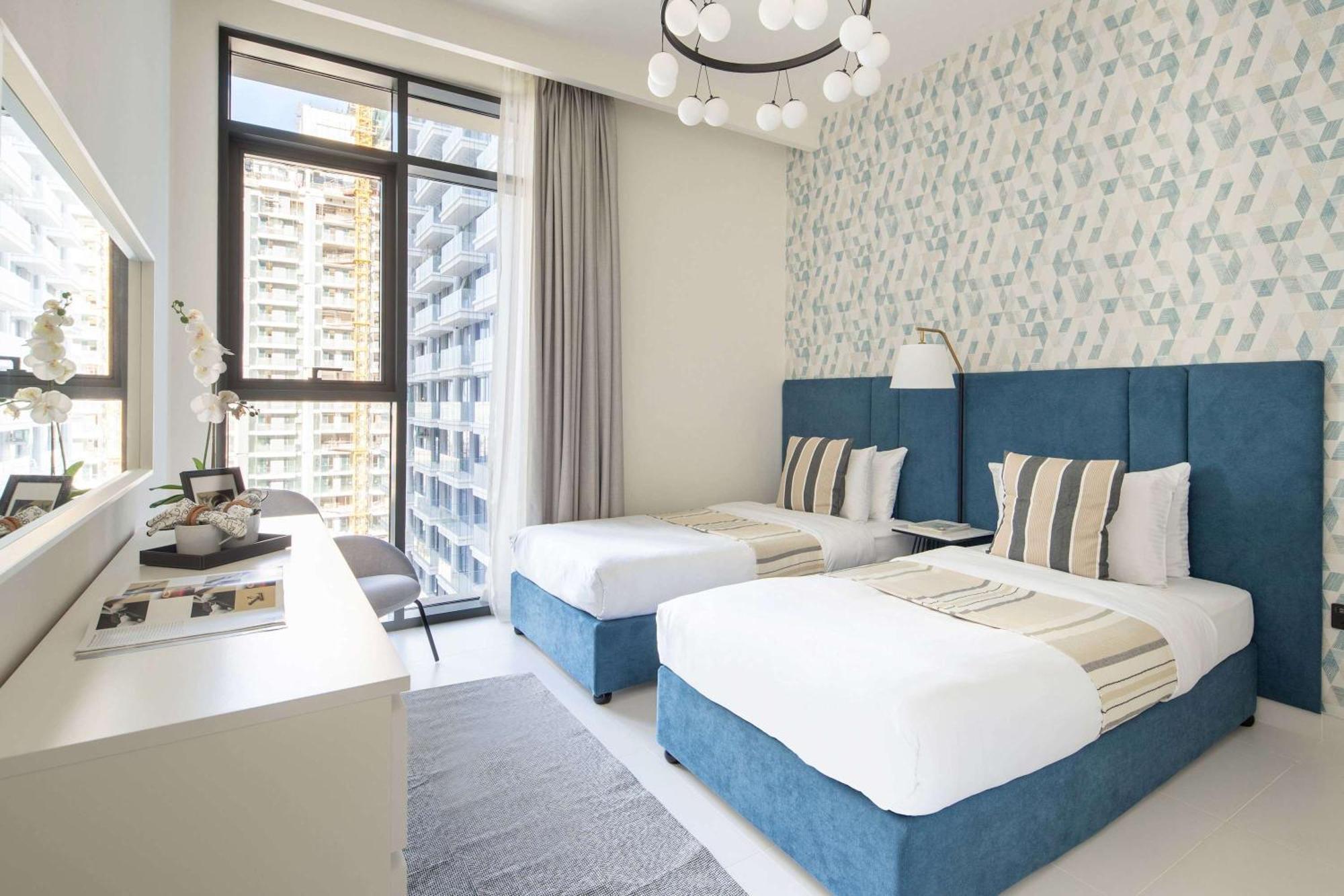 Apartment Frank Porter - Marina Vista Tower 2
