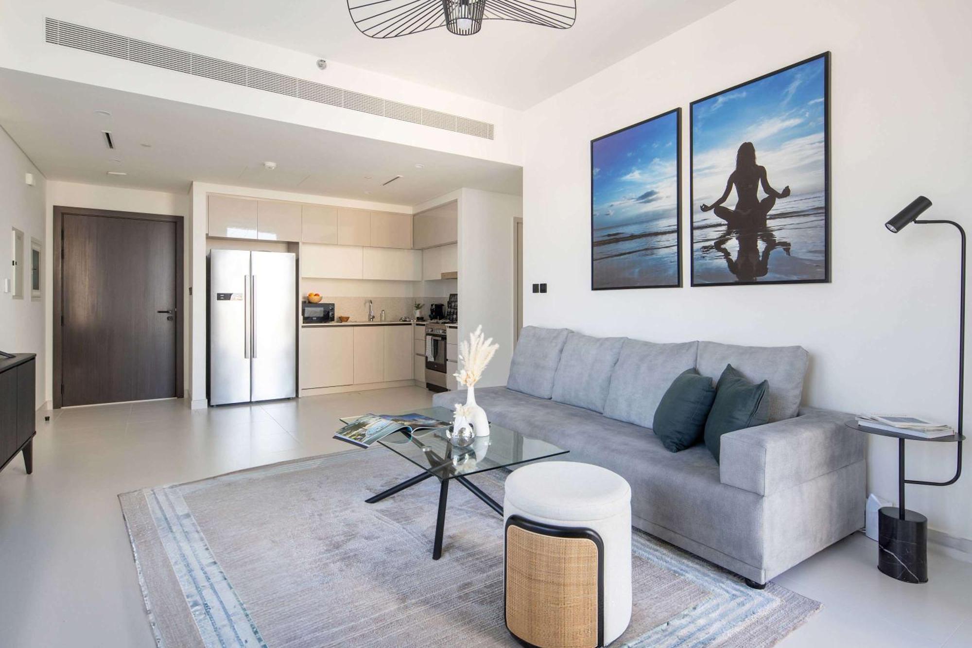 Frank Porter - Marina Vista Tower 2 * Dubai