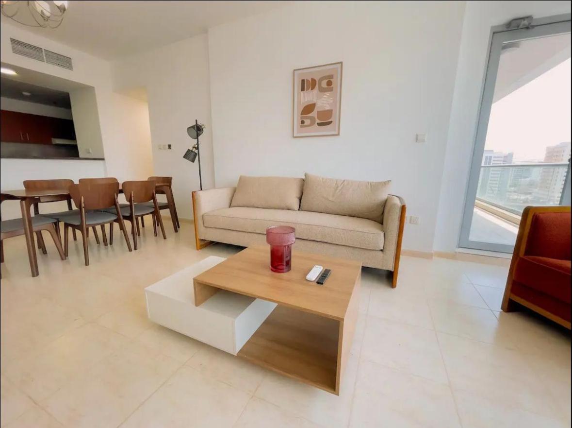 Modern Retreat In Silicon Oasis * Dubai