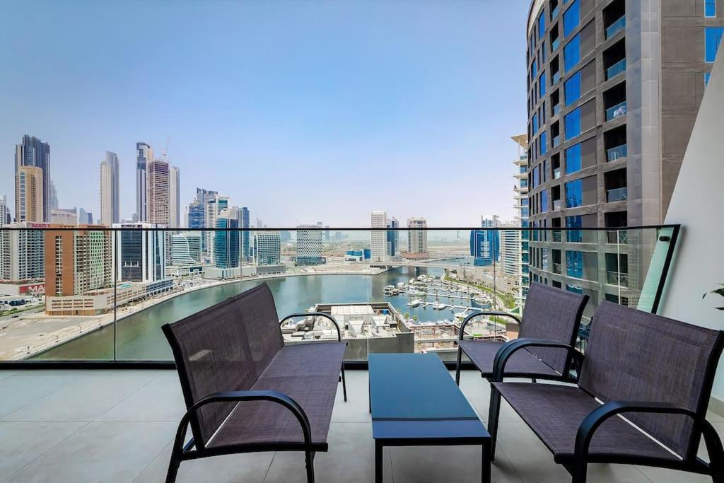 1bdr Yacht View Binghatti Canal Apartment *